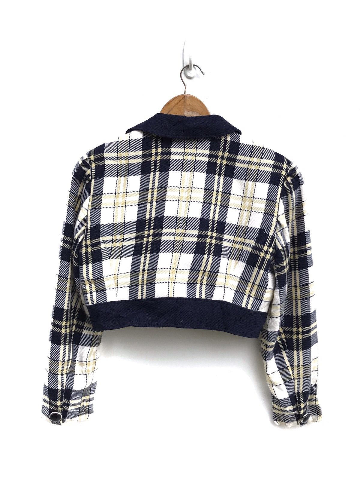 Courreges Vintage Courreges Paris Checkered Wool Cropped Jacket Size US S / EU 44-46 / 1 - 3 Thumbnail