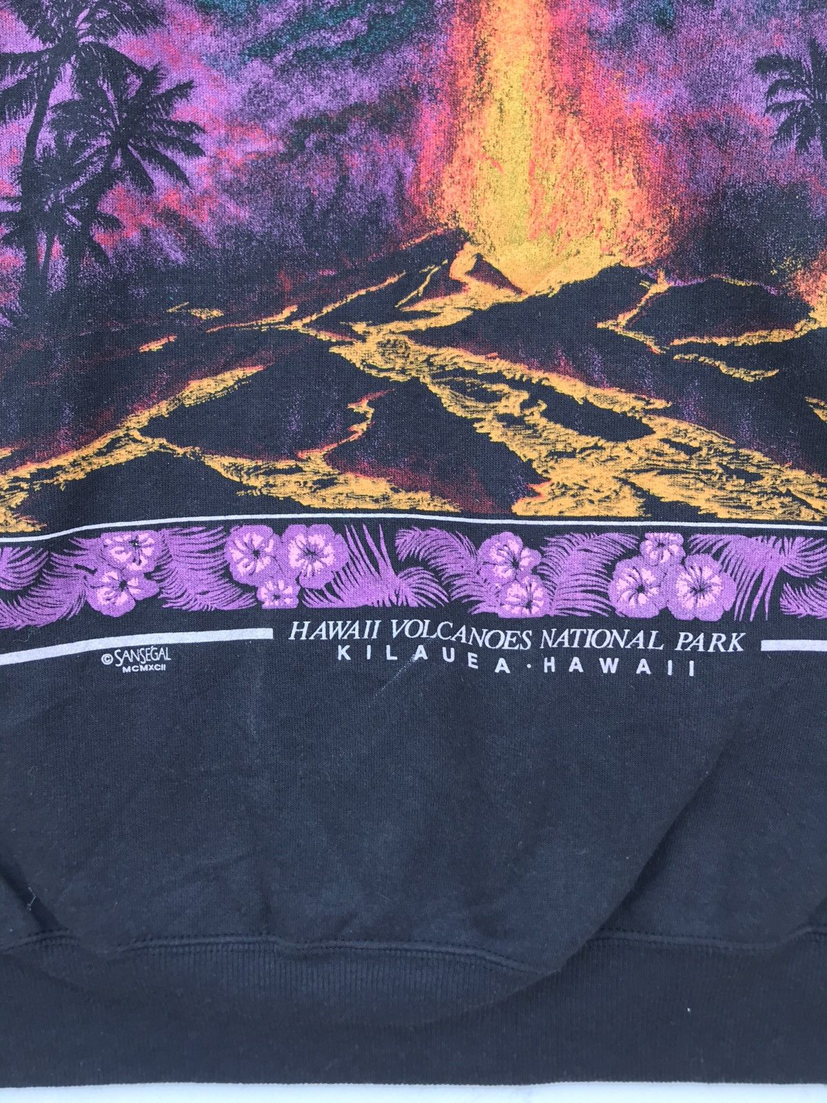 Hanes Vintage Hawaii Volcano Fullprint Sun Faded Sweatshirt Size US XL / EU 56 / 4 - 3 Thumbnail