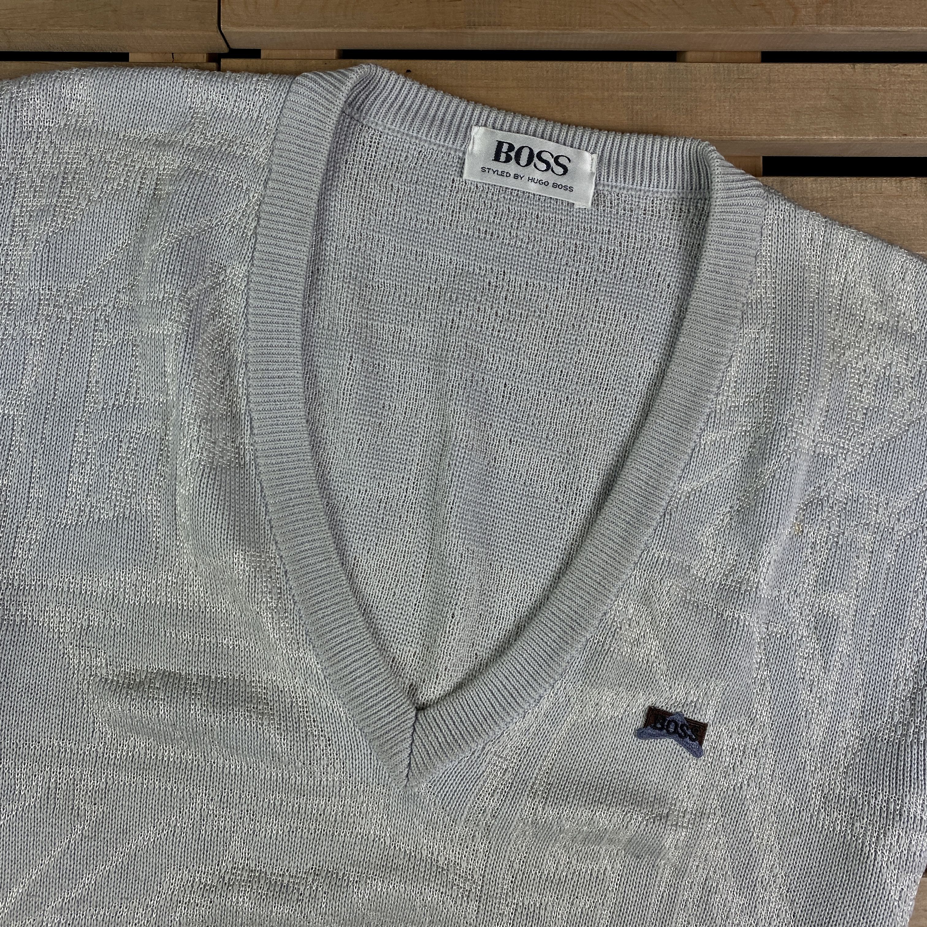 Hugo Boss × Vintage Men’s Wool Vest Jumper Hugo Boss Vintage Size M-L Size US M / EU 48-50 / 2 - 2 Thumbnail