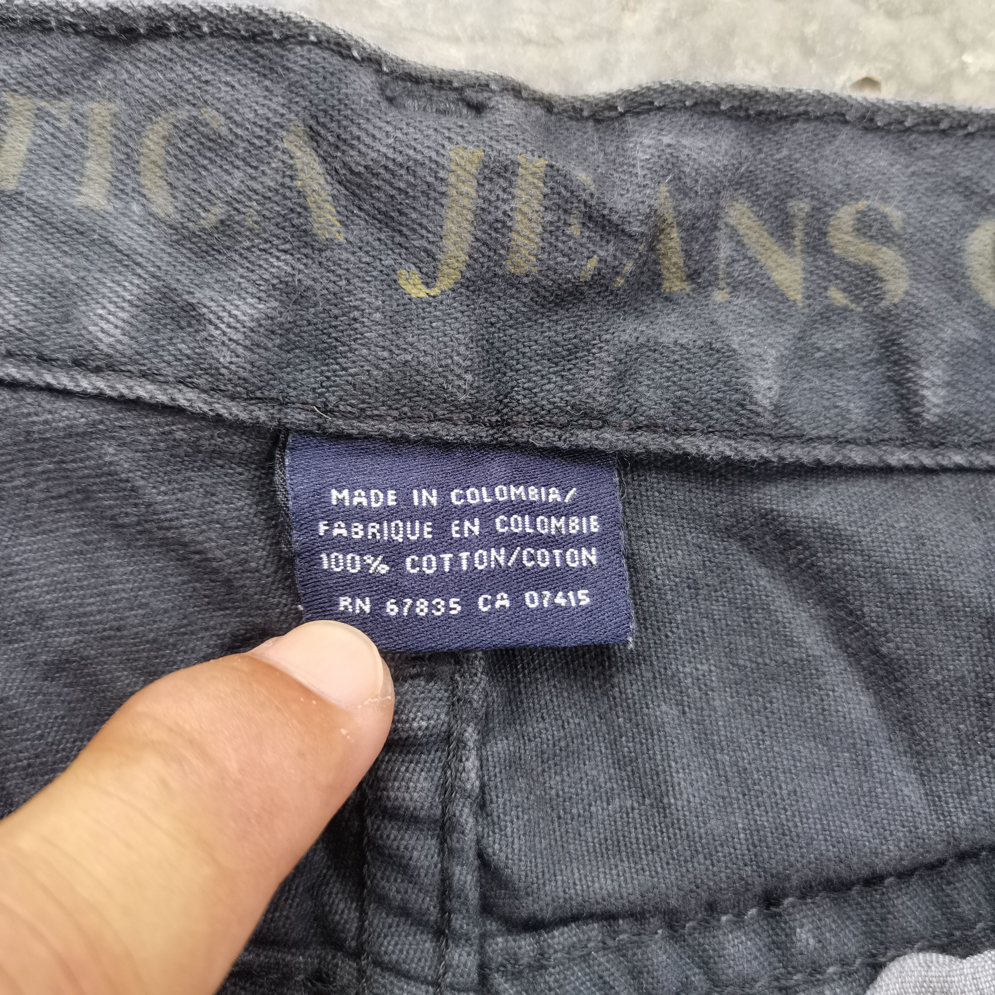 Nautica × Vintage Vintage NAUTICA Black Faded Distress Denim Pants Size US 32 / EU 48 - 14 Thumbnail