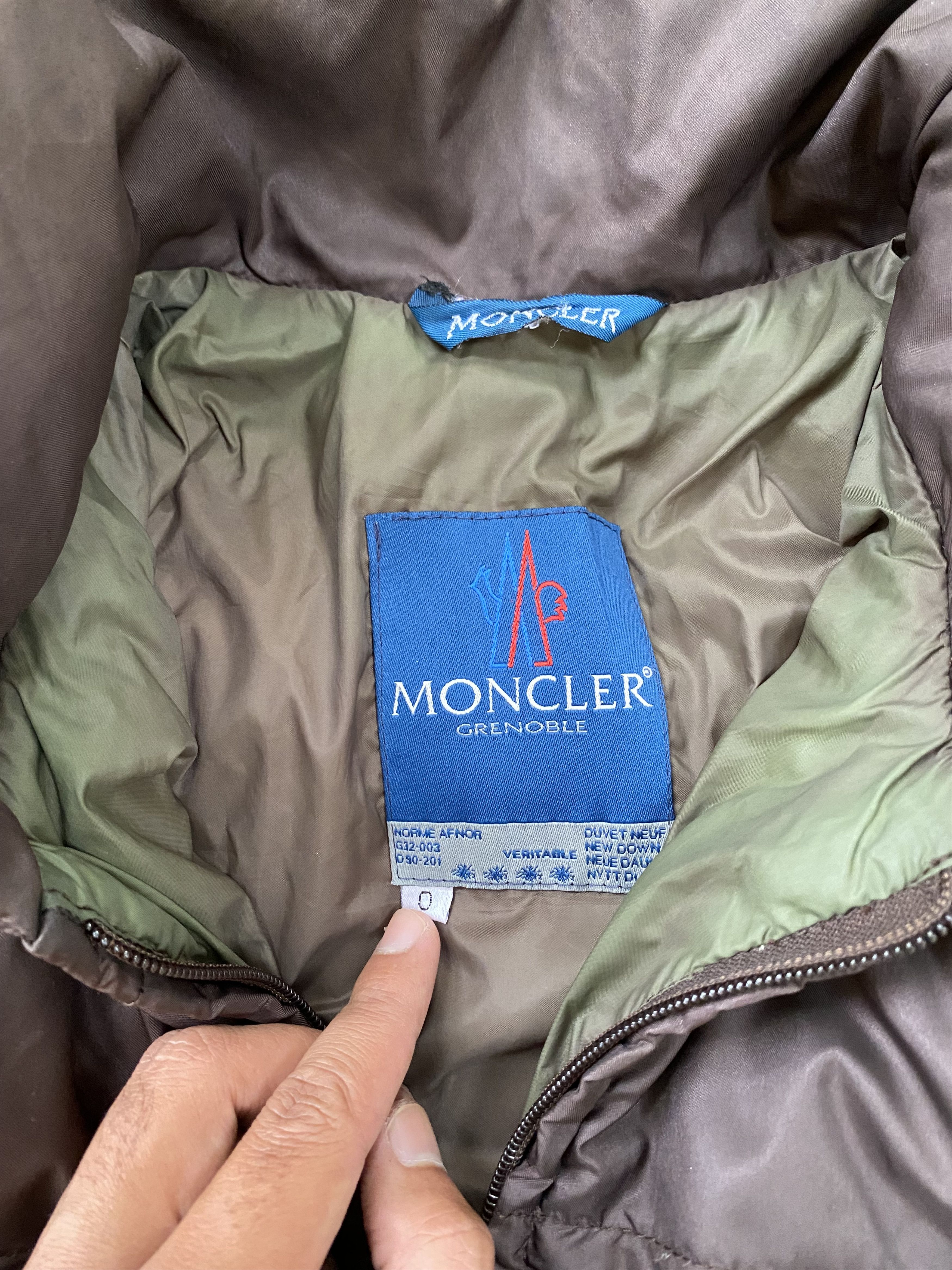Moncler × Moncler Grenoble × Vintage Vintage 90s Moncler Grenoble Puffer Brown Jacket Size US M / EU 48-50 / 2 - 4 Thumbnail
