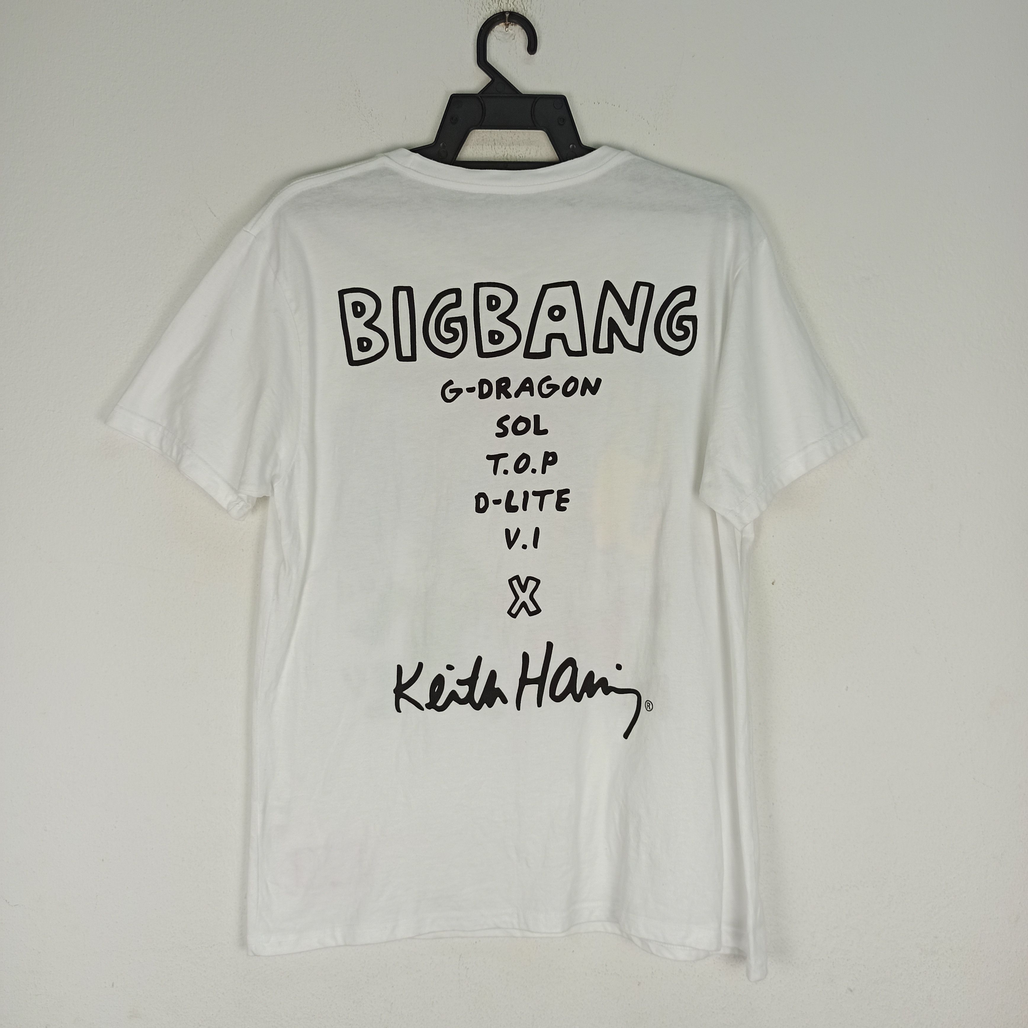 Keith Haring 🔥STEALS🔥 Big Bang Keith Haring K Pop G Dragon Tour TShirt Size US L / EU 52-54 / 3 - 5 Thumbnail