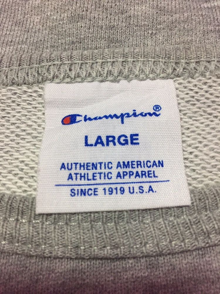 Champion Vintage Champion Sweatshirts Size Large Size US L / EU 52-54 / 3 - 3 Thumbnail