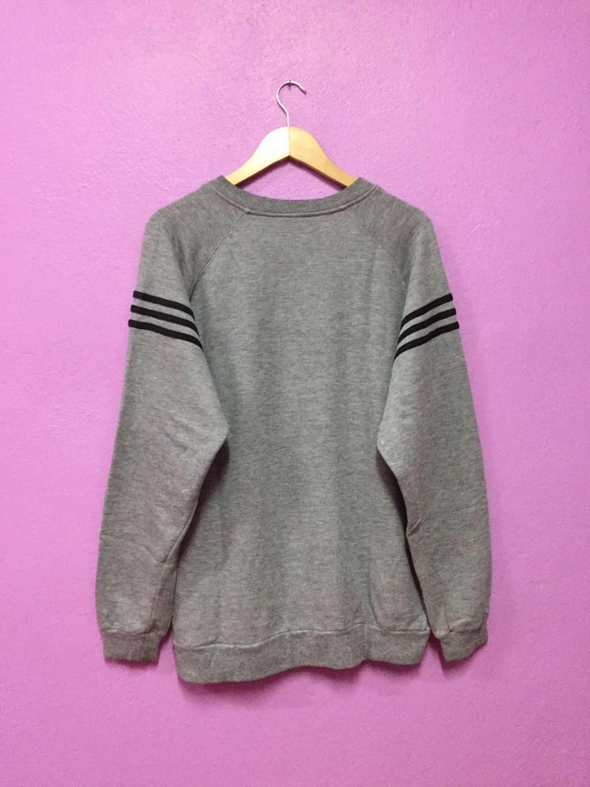 Adidas Vintage 90's Adidas Sweatshirts Size L Size US L / EU 52-54 / 3 - 2 Thumbnail
