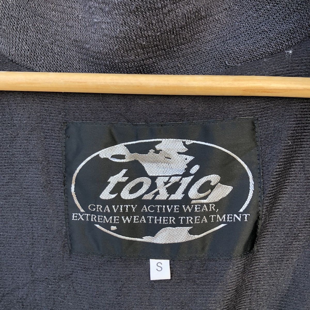 Japanese Brand EXTREME WEATHER TREATMENTS JACKET BY TOXIC JAPANESE BRAND Size US S / EU 44-46 / 1 - 9 Thumbnail