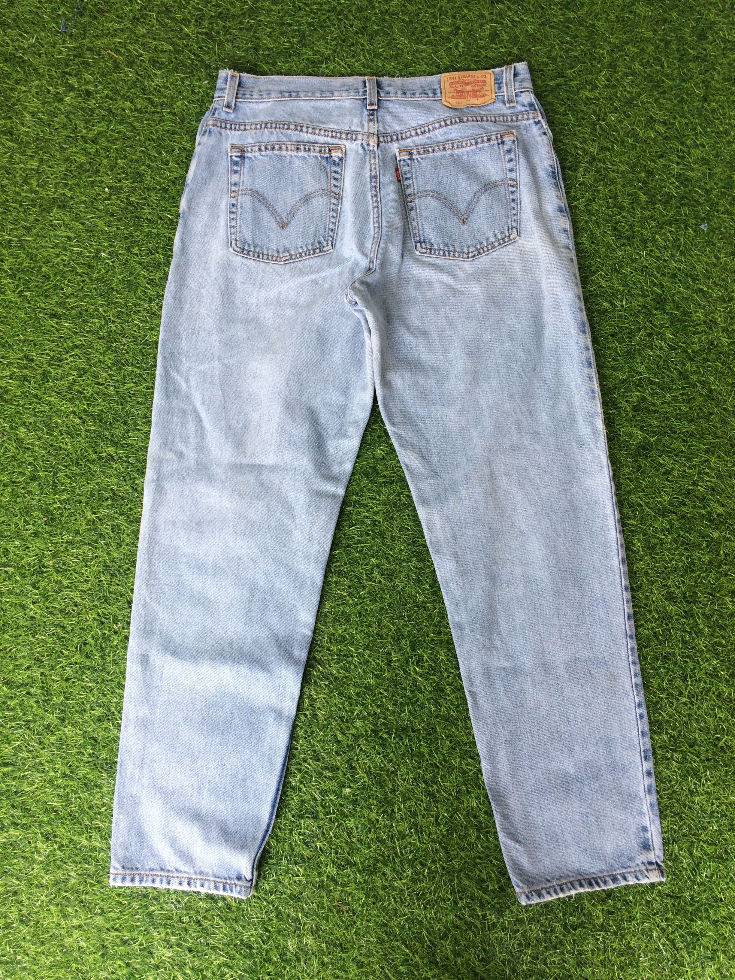 Levi's Vintage Levi's 550 Light Wash Jeans #B-235 Size US 33 - 2 Thumbnail