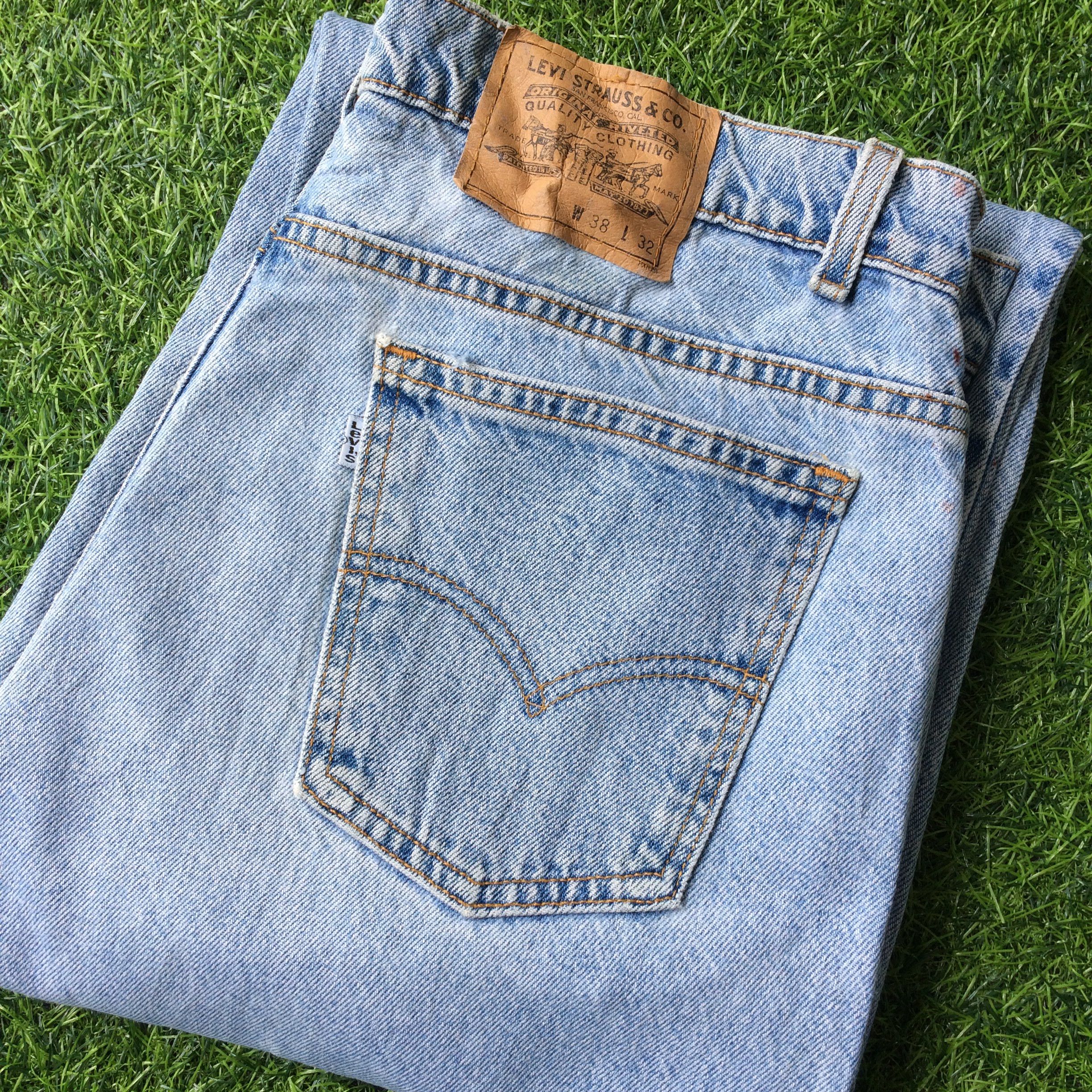 Levi's × Vintage Levi's Light Wash Jeans #B-521 Size US 36 / EU 52 - 8 Thumbnail