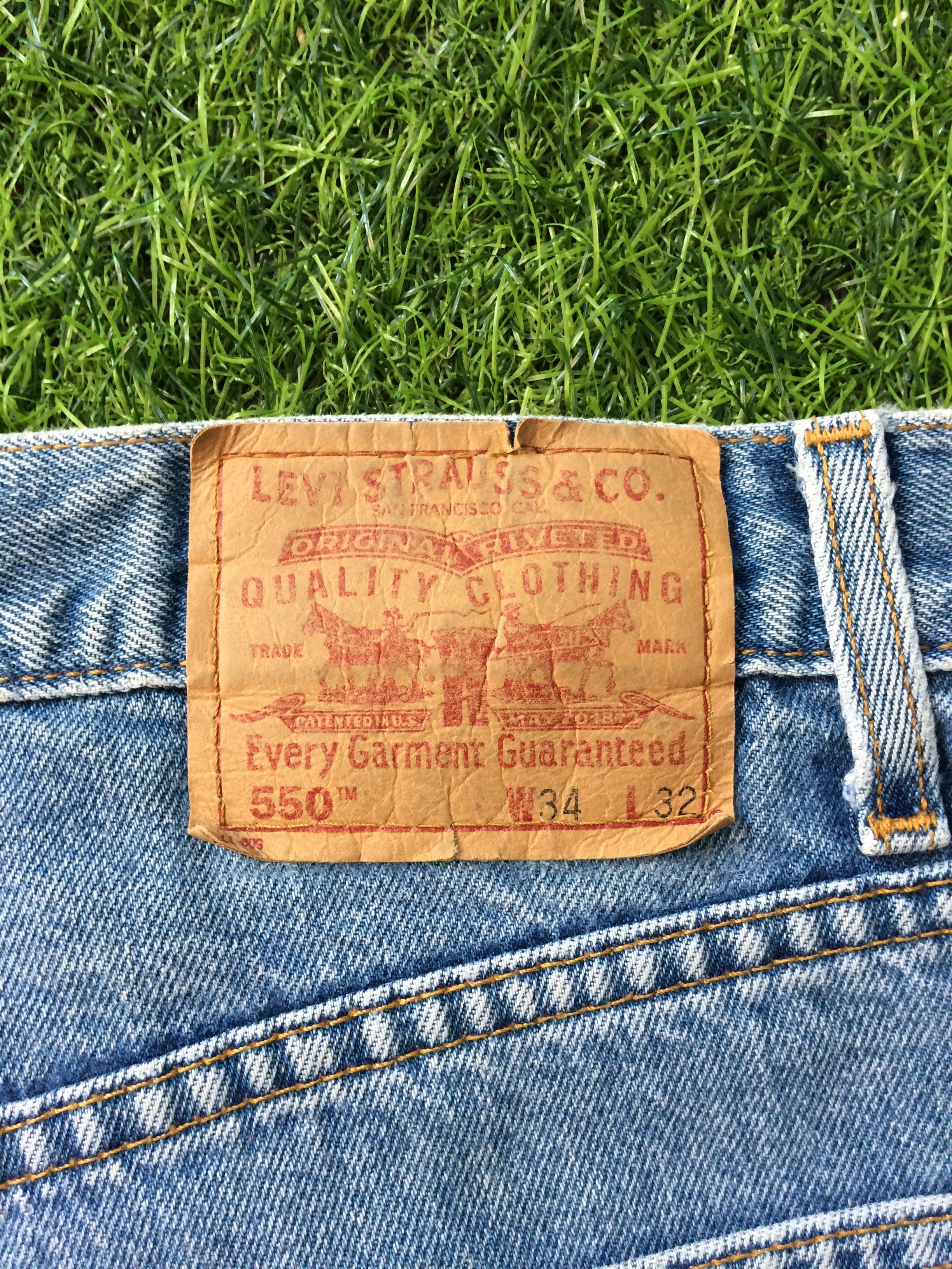 Levi's Levi's 550 Jeans #B-741 Size US 33 - 10 Thumbnail
