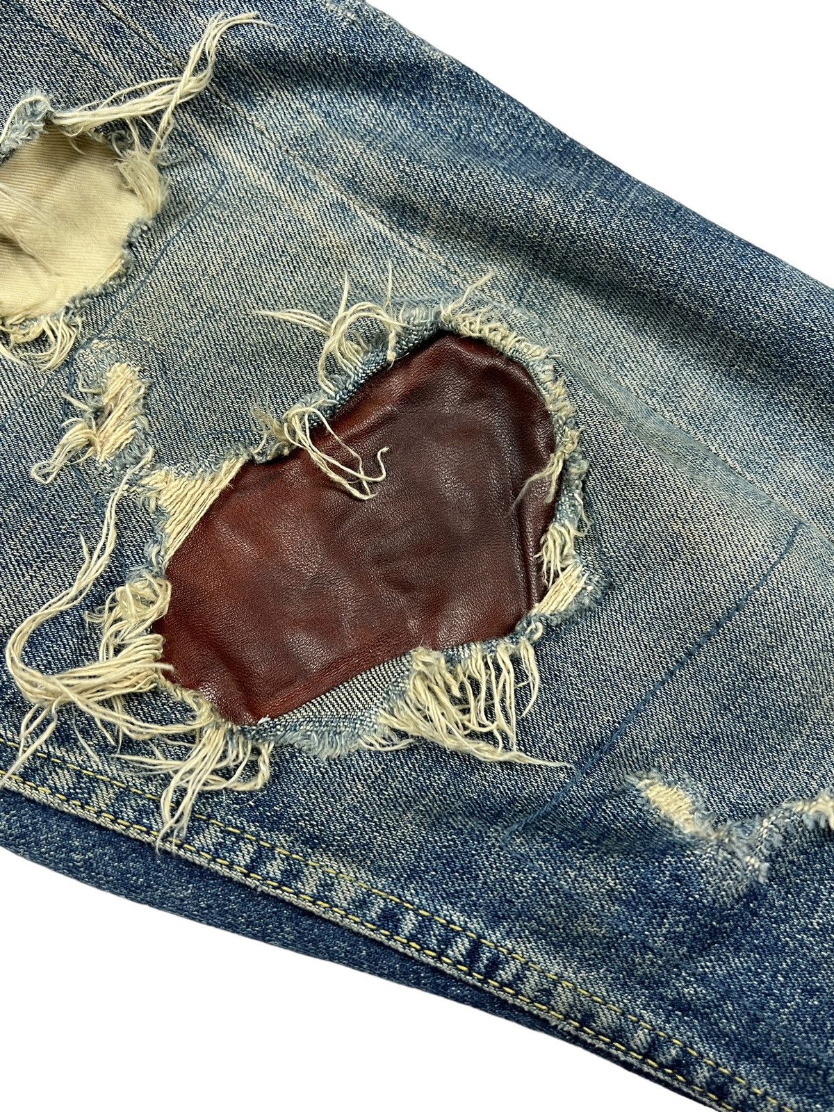 Isamu Katayama Backlash Isamu Katayama Backlash Horse Leather Patch Distressed Denim Size US 33 - 13 Thumbnail