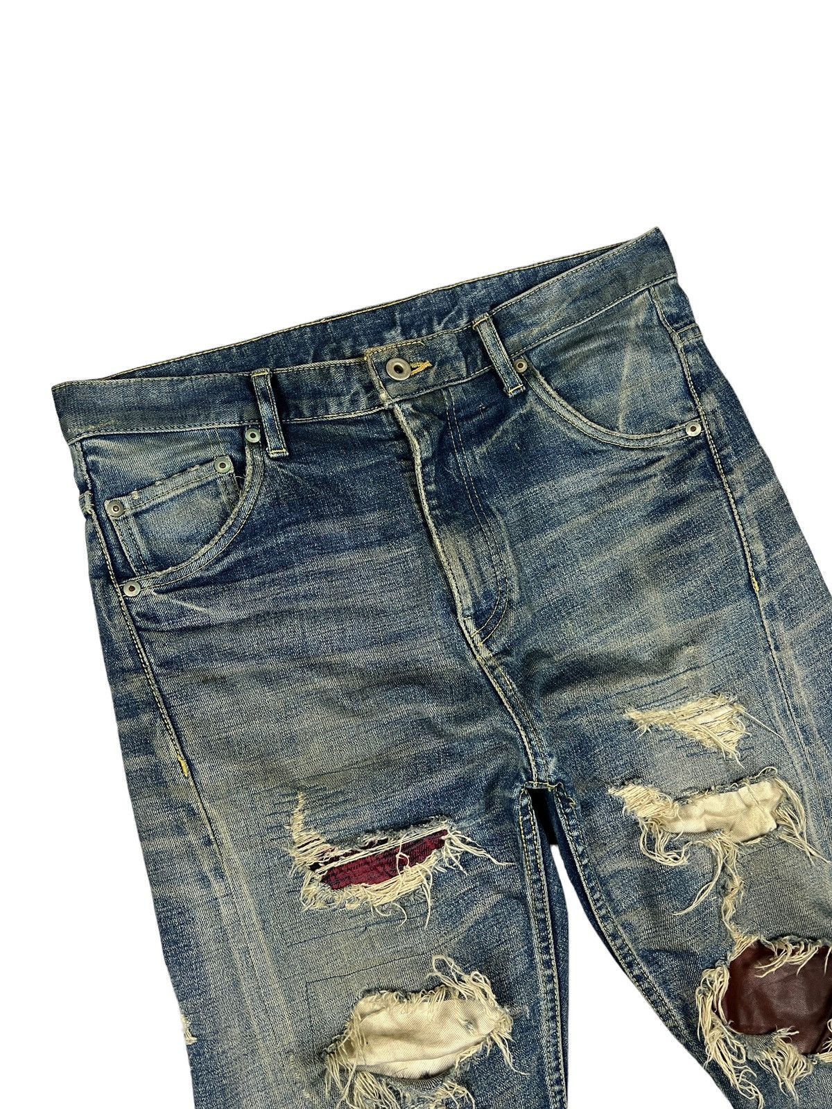 Isamu Katayama Backlash Isamu Katayama Backlash Horse Leather Patch Distressed Denim Size US 33 - 4 Thumbnail