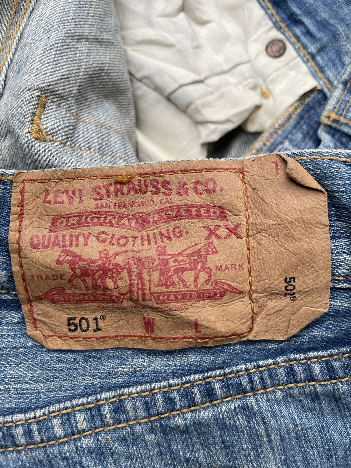 Levi's Vintage 2004 Levis Women 501 Distresed Rework Size 32" / US 10 / IT 46 - 10 Thumbnail