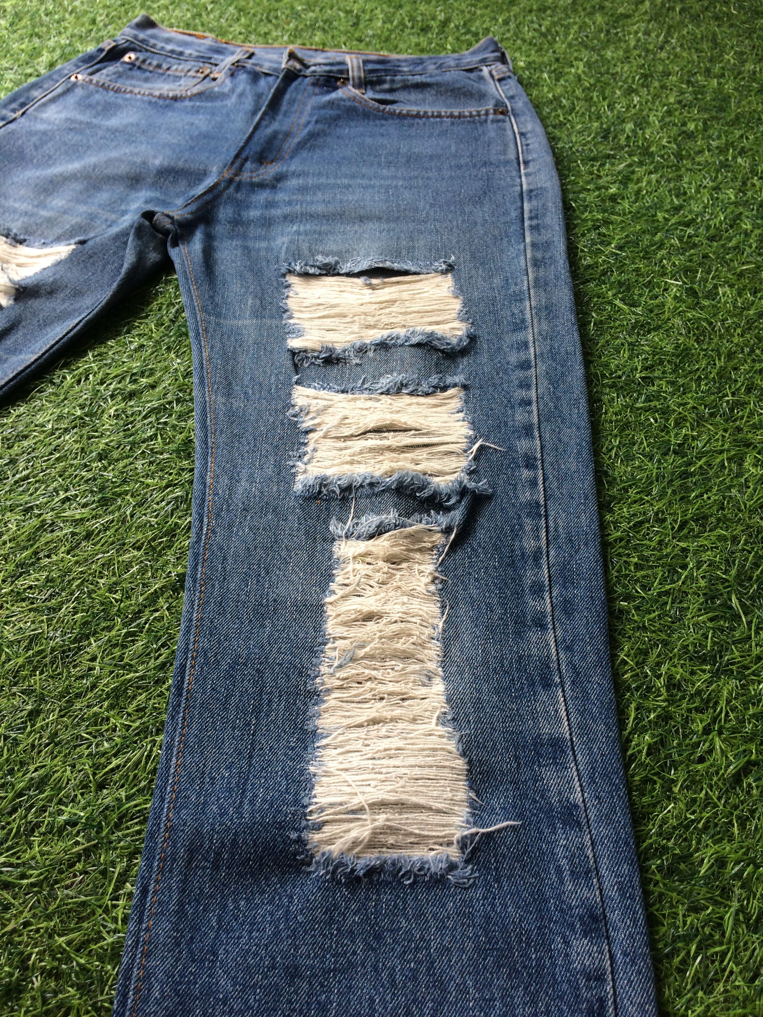 Levi's Vintage Levis 751 Reworked Jeans #B-704 Size 28" / US 6 / IT 42 - 7 Thumbnail