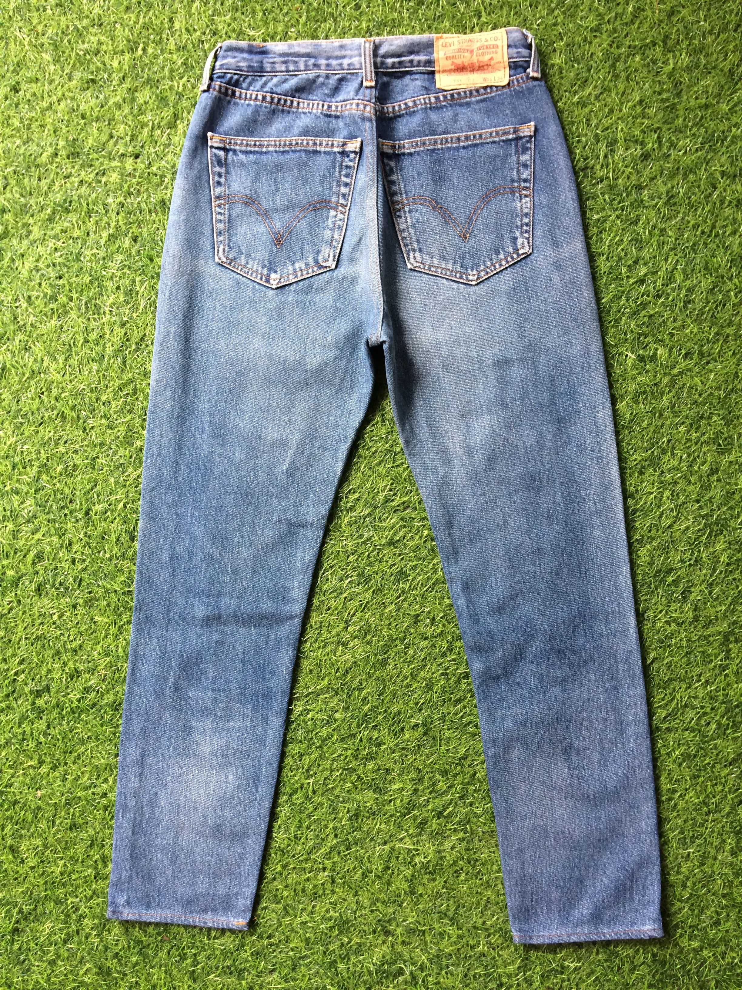 Levi's Vintage Levis 751 Reworked Jeans #B-704 Size 28" / US 6 / IT 42 - 2 Thumbnail