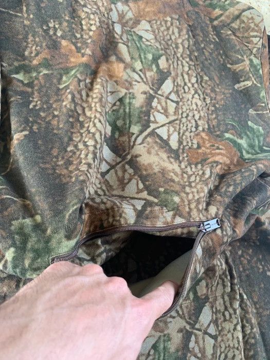 Yeezy Leaf Camo Back Zipper Pouch LS Tee Size US S / EU 44-46 / 1 - 16 Thumbnail