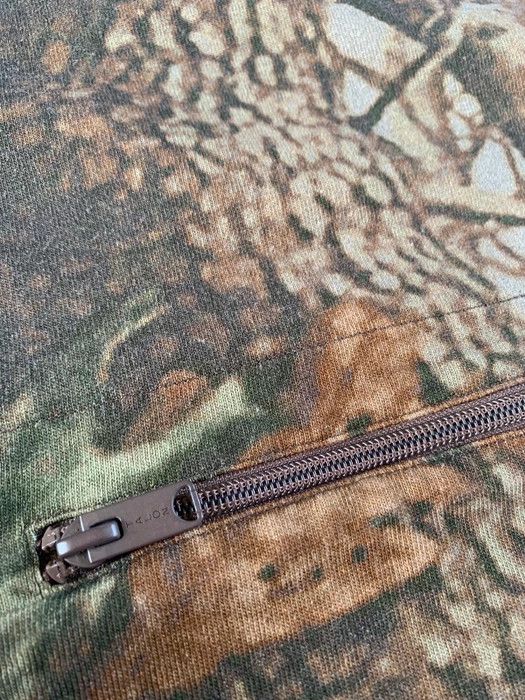 Yeezy Leaf Camo Back Zipper Pouch LS Tee Size US S / EU 44-46 / 1 - 15 Thumbnail