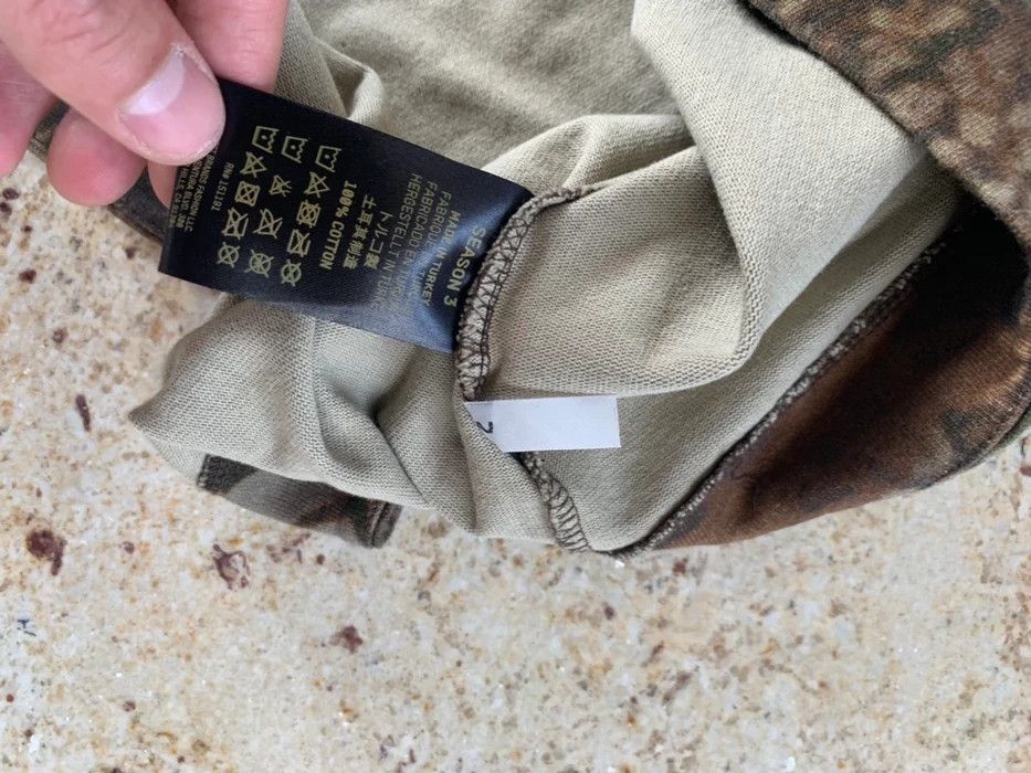 Yeezy Leaf Camo Back Zipper Pouch LS Tee Size US S / EU 44-46 / 1 - 11 Thumbnail