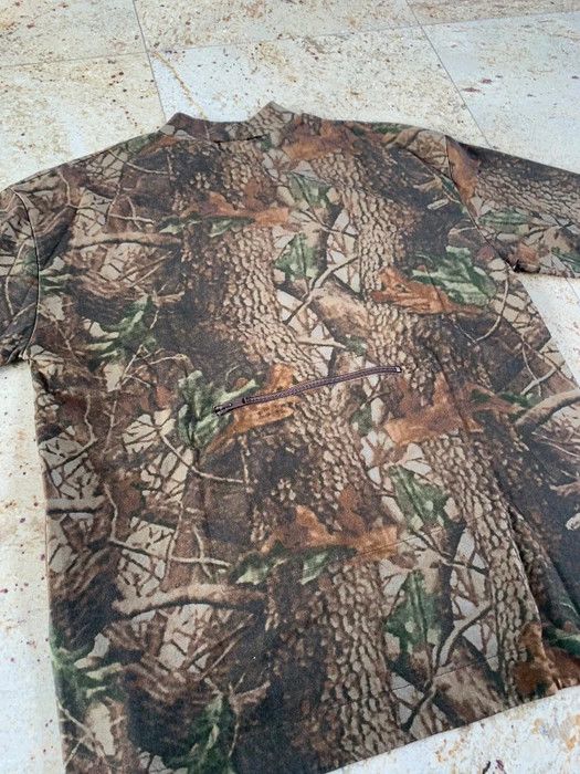 Yeezy Leaf Camo Back Zipper Pouch LS Tee Size US S / EU 44-46 / 1 - 17 Thumbnail