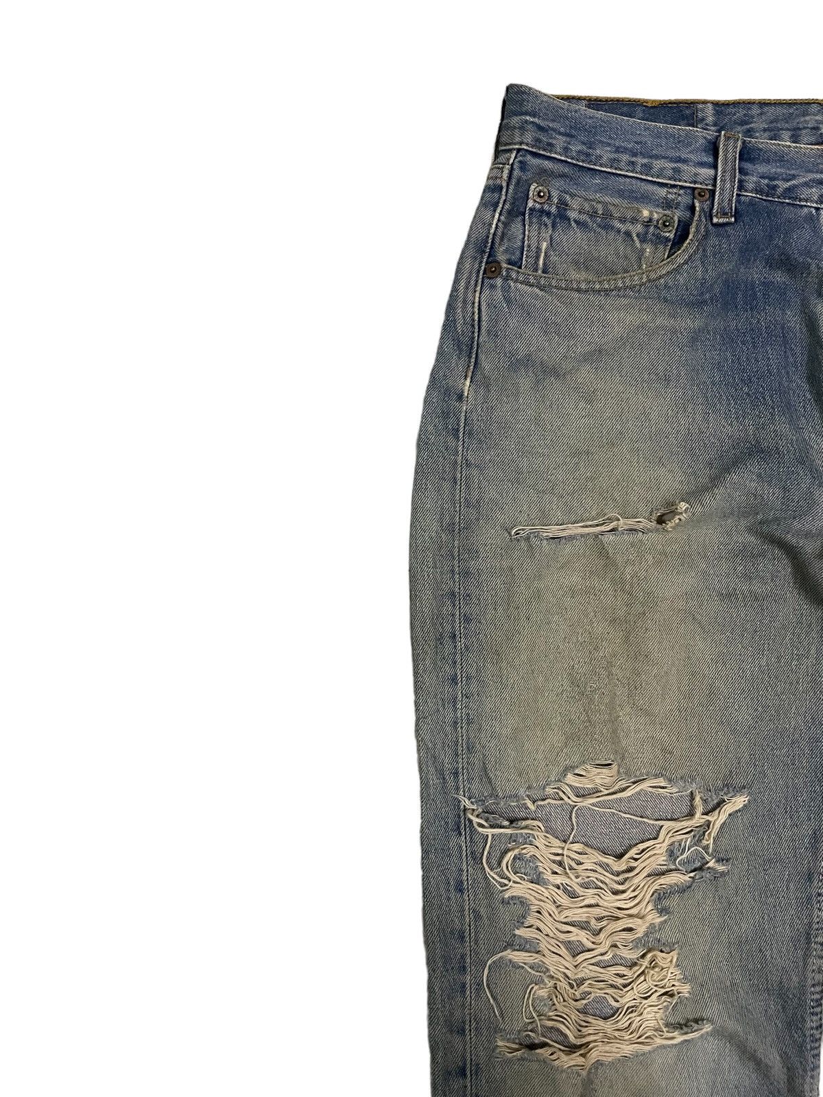 Levi's Vintage 90s Levi’s 501 Mud Wash Ripped Destroyed Jeans Size US 32 / EU 48 - 5 Thumbnail
