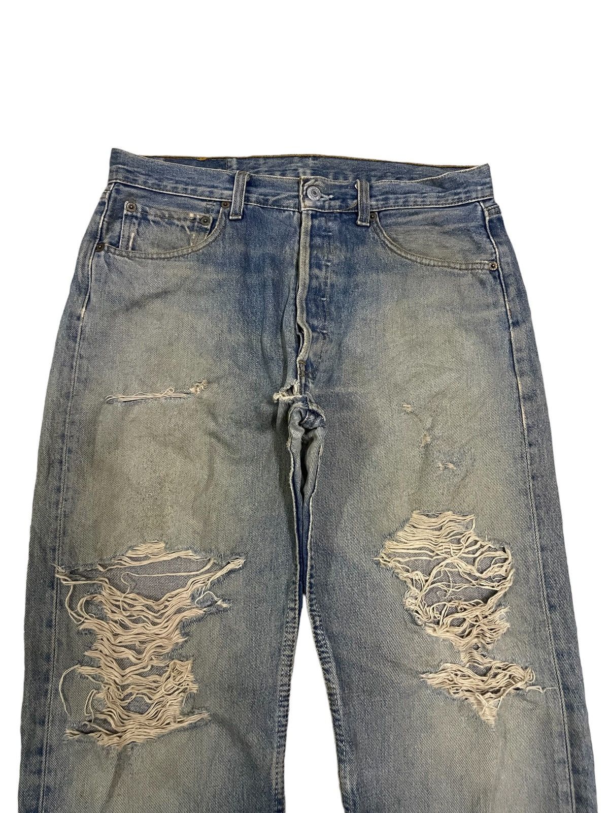 Levi's Vintage 90s Levi’s 501 Mud Wash Ripped Destroyed Jeans Size US 32 / EU 48 - 3 Thumbnail