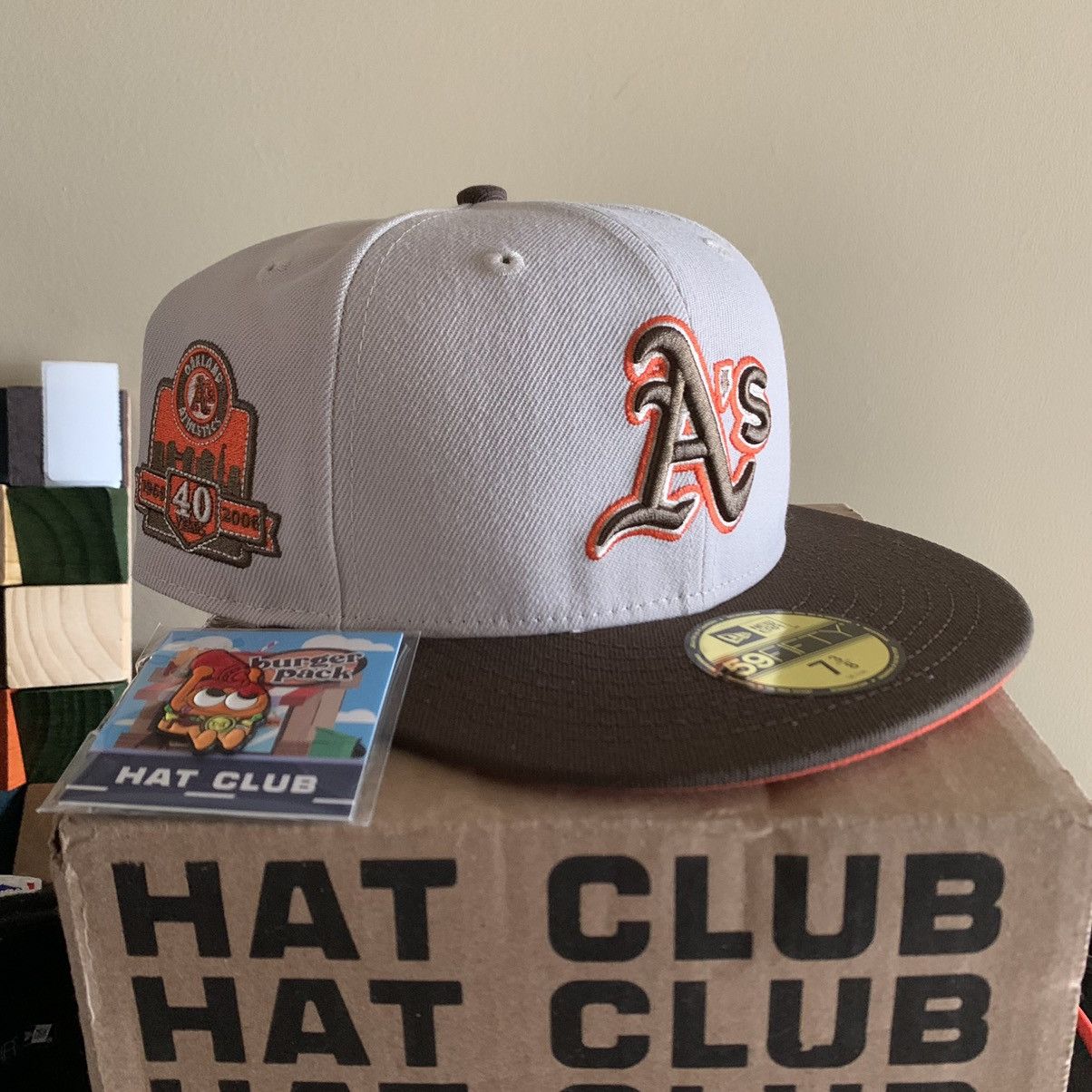 Hat Club Hatclub Burger Pack Oakland A’s A&W fitted size 7 3/8 Size ONE SIZE - 1 Thumbnail