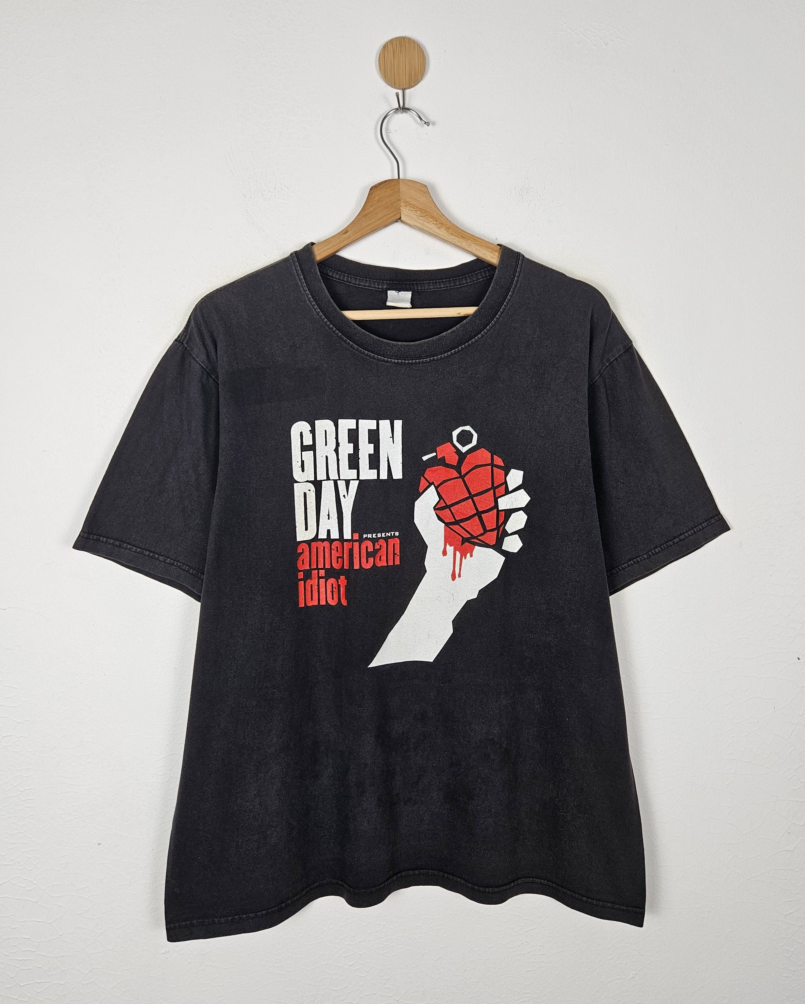 Vintage Green Day American Idiot shirt