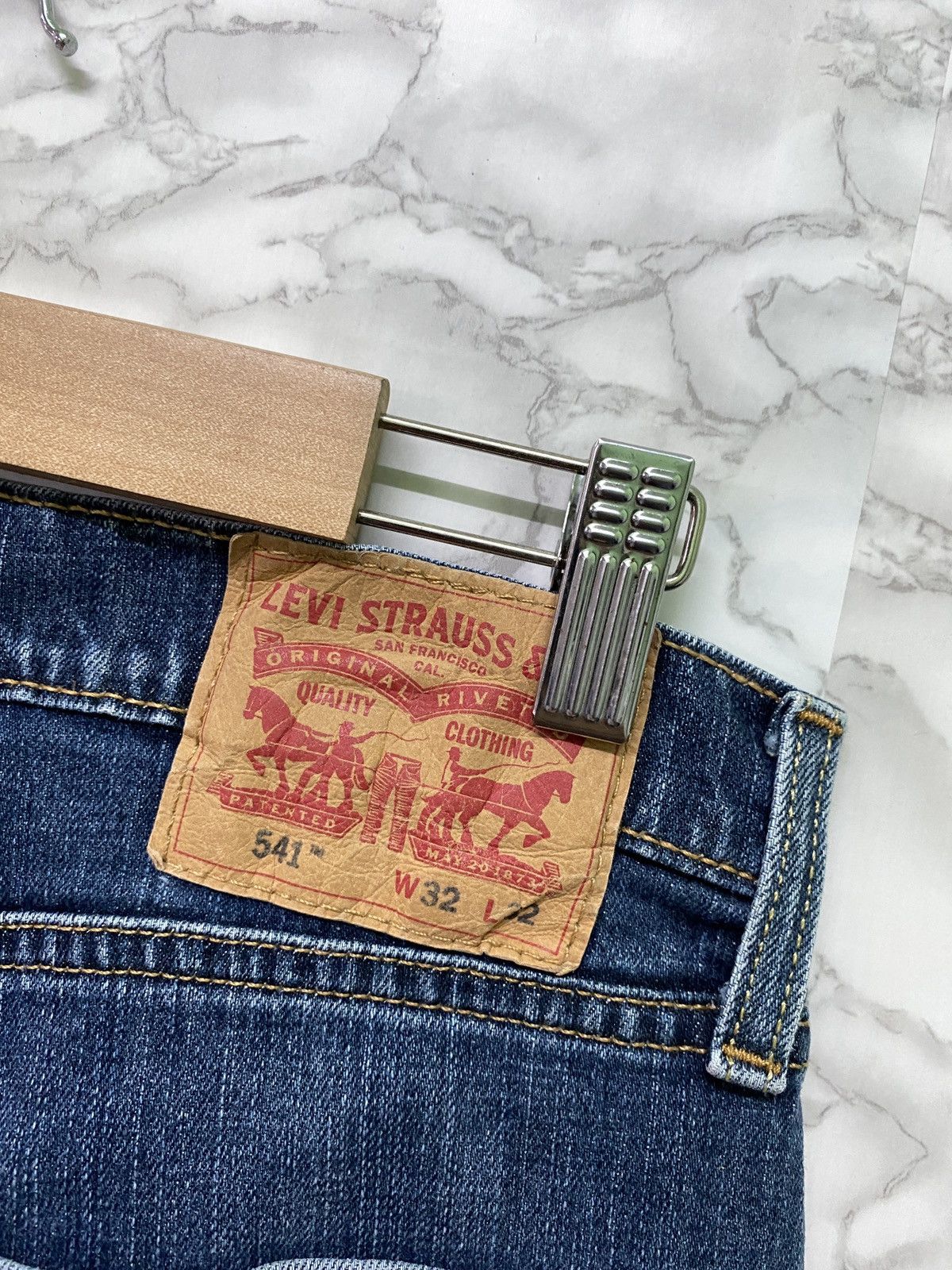 Levi's × Levi's Vintage Clothing × Vintage LEVIS 541 Blue Distressed Denim - L13 Size US 30 / EU 46 - 11 Thumbnail