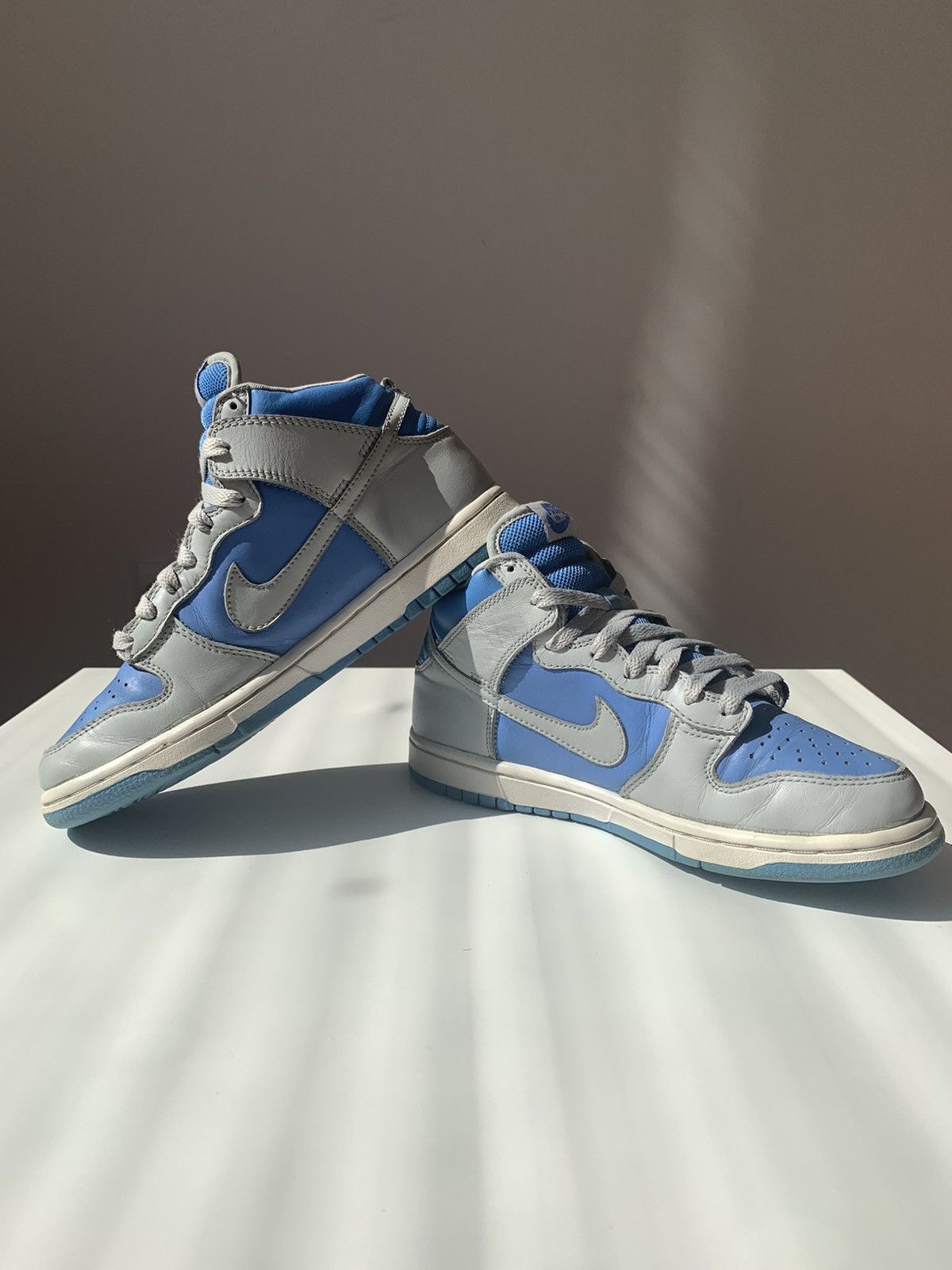 Nike 2003 Nike Dunk High Neutral Grey-University Blue GS Size US 8 / IT 38 - 8 Thumbnail