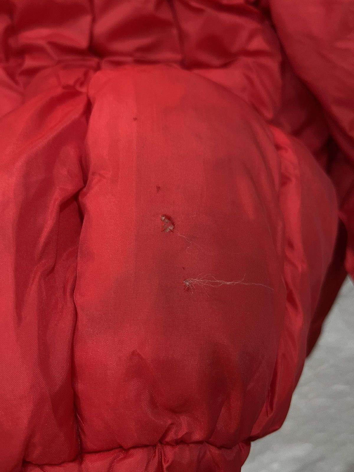 Japanese Brand B46. HENRI CHARLES COLSENET DESCENTE PUFFER JACKET Size US M / EU 48-50 / 2 - 9 Thumbnail