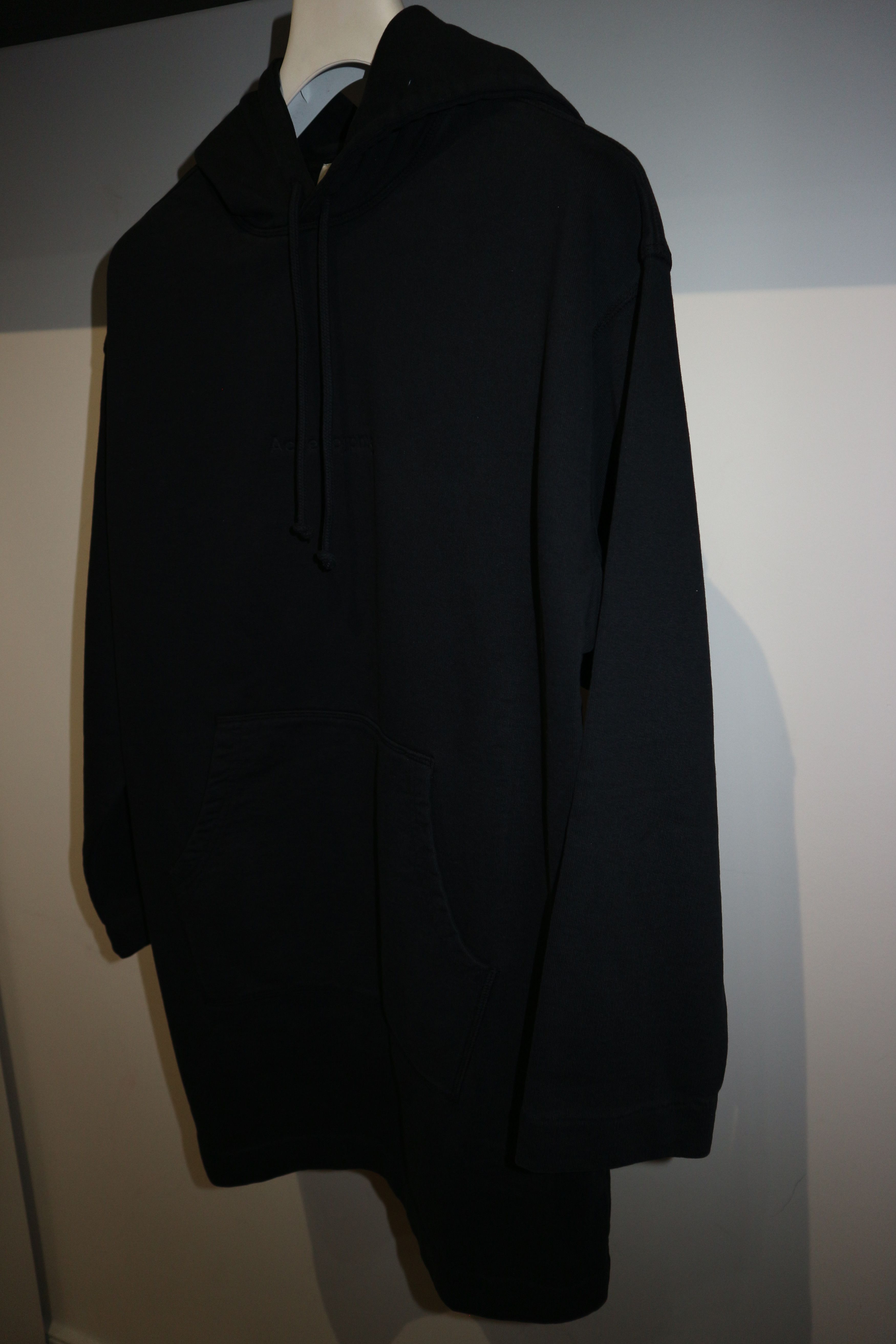 Acne Studios embossed logo hoodie Size US XS / EU 42 / 0 - 3 Thumbnail