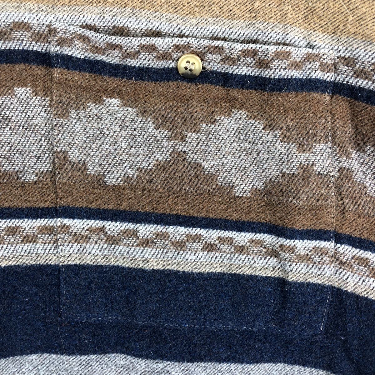 Flannel Vintage 90's Wool Flannel Navajo Double Pocket by Council Size US XL / EU 56 / 4 - 9 Thumbnail
