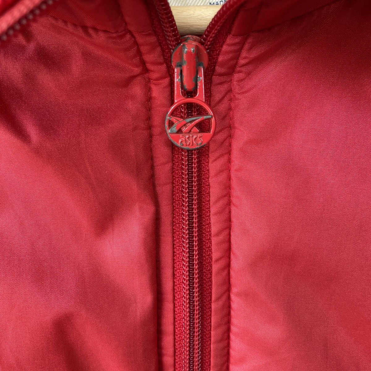 Asics × Japanese Brand Vintage Asics Higashi Made In Japan Red Zipper Ups Jacket Size US L / EU 52-54 / 3 - 7 Thumbnail