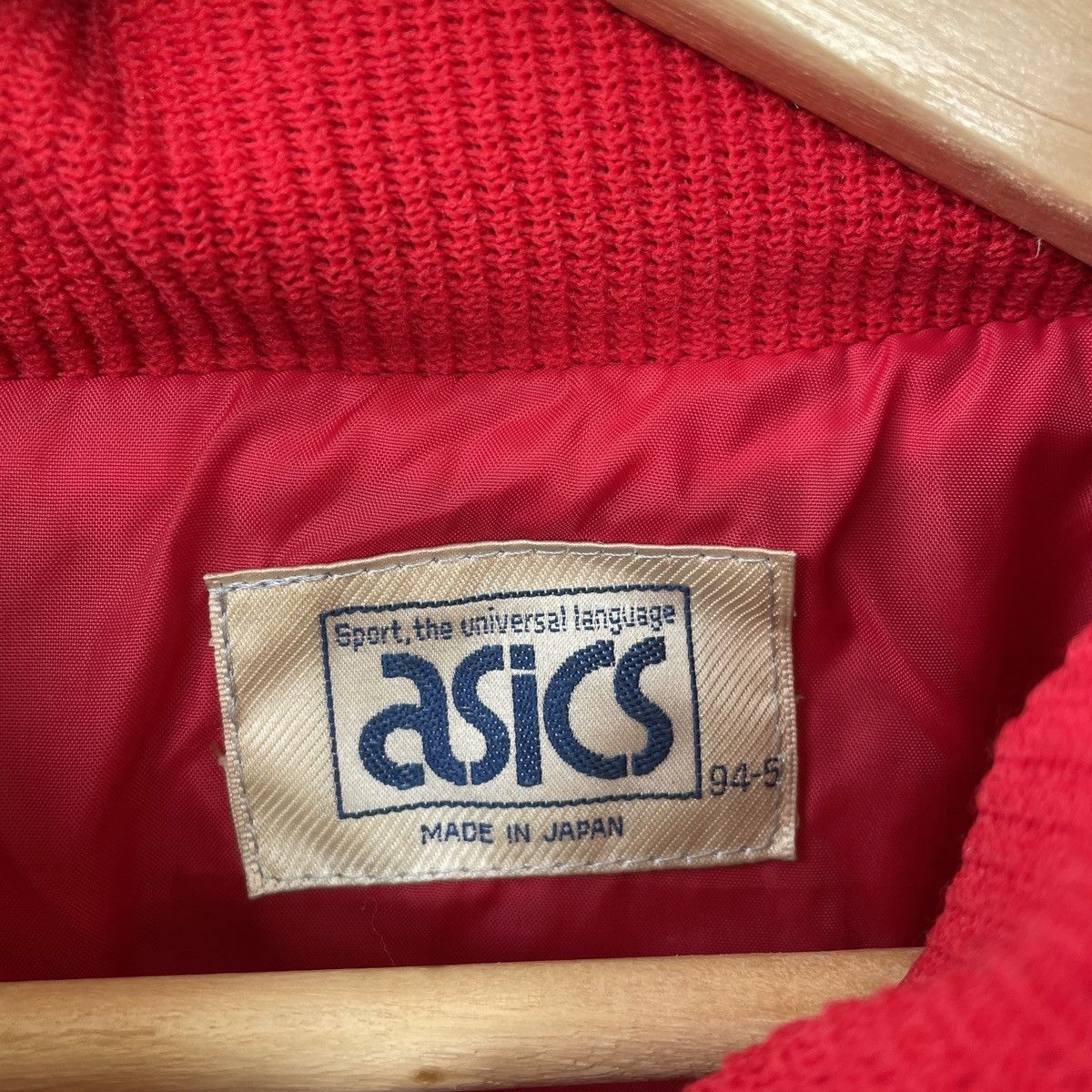 Asics × Japanese Brand Vintage Asics Higashi Made In Japan Red Zipper Ups Jacket Size US L / EU 52-54 / 3 - 8 Thumbnail