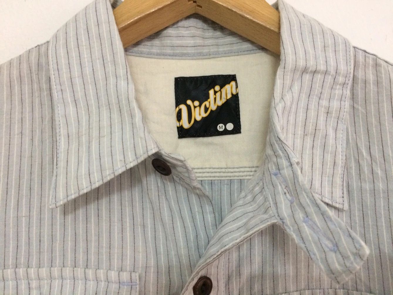 Japanese Brand × Vintage 🔥🔥Japanese Brand Victim Striped Shirt Size US S / EU 44-46 / 1 - 3 Thumbnail