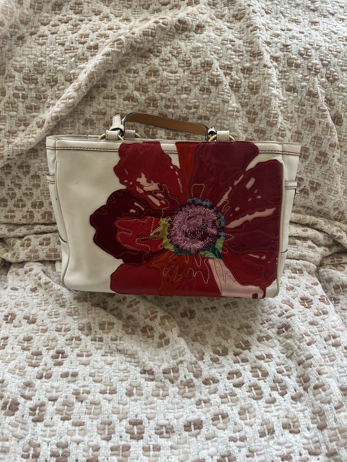 Coach Vintage Coach Embroidered Flower Handbag Size ONE SIZE - 2 Thumbnail