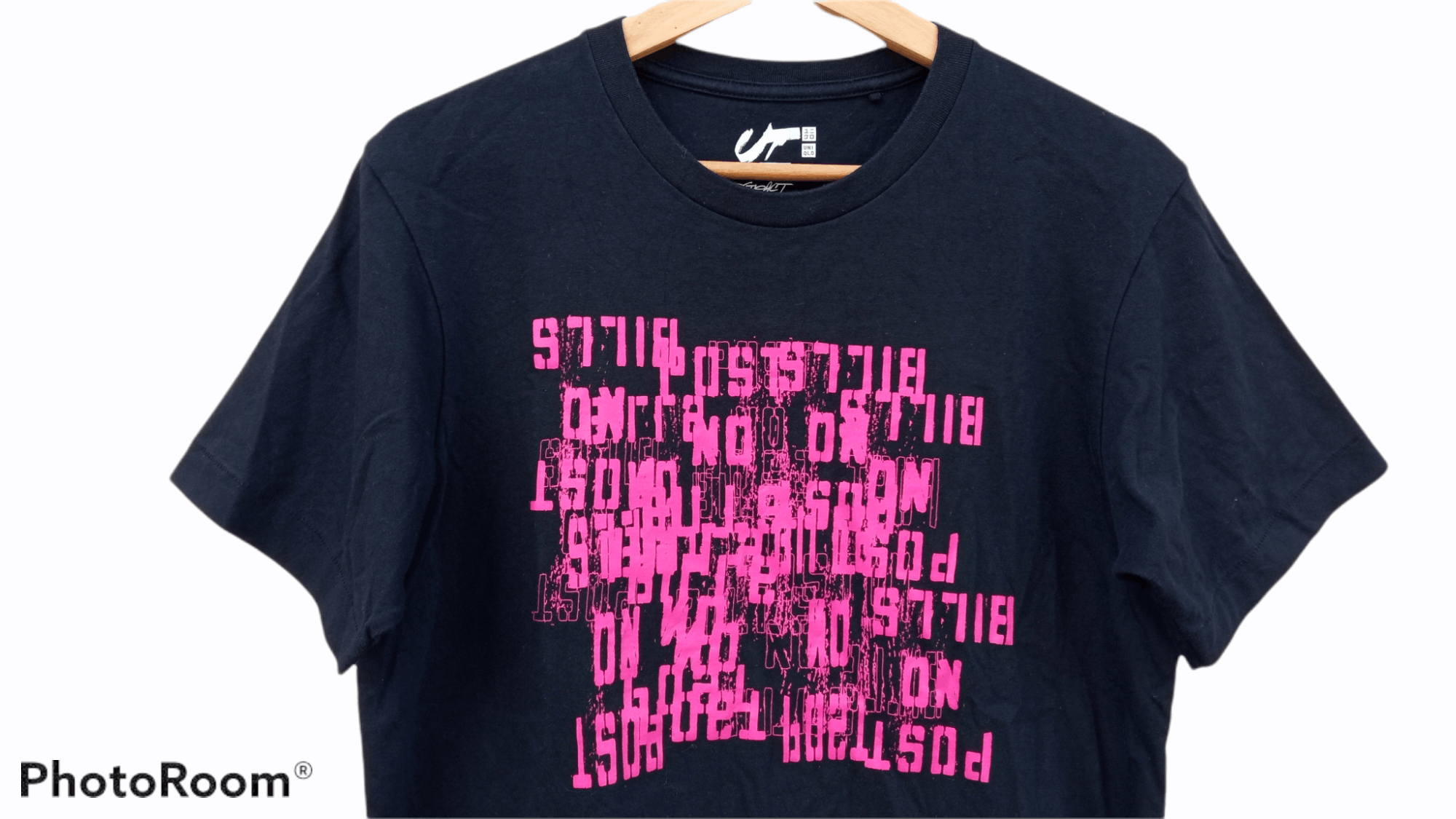 Futura × Japanese Brand × Uniqlo 🔥🔥UT x Futura Abstract Printed T-Shirt Size US S / EU 44-46 / 1 - 12 Thumbnail