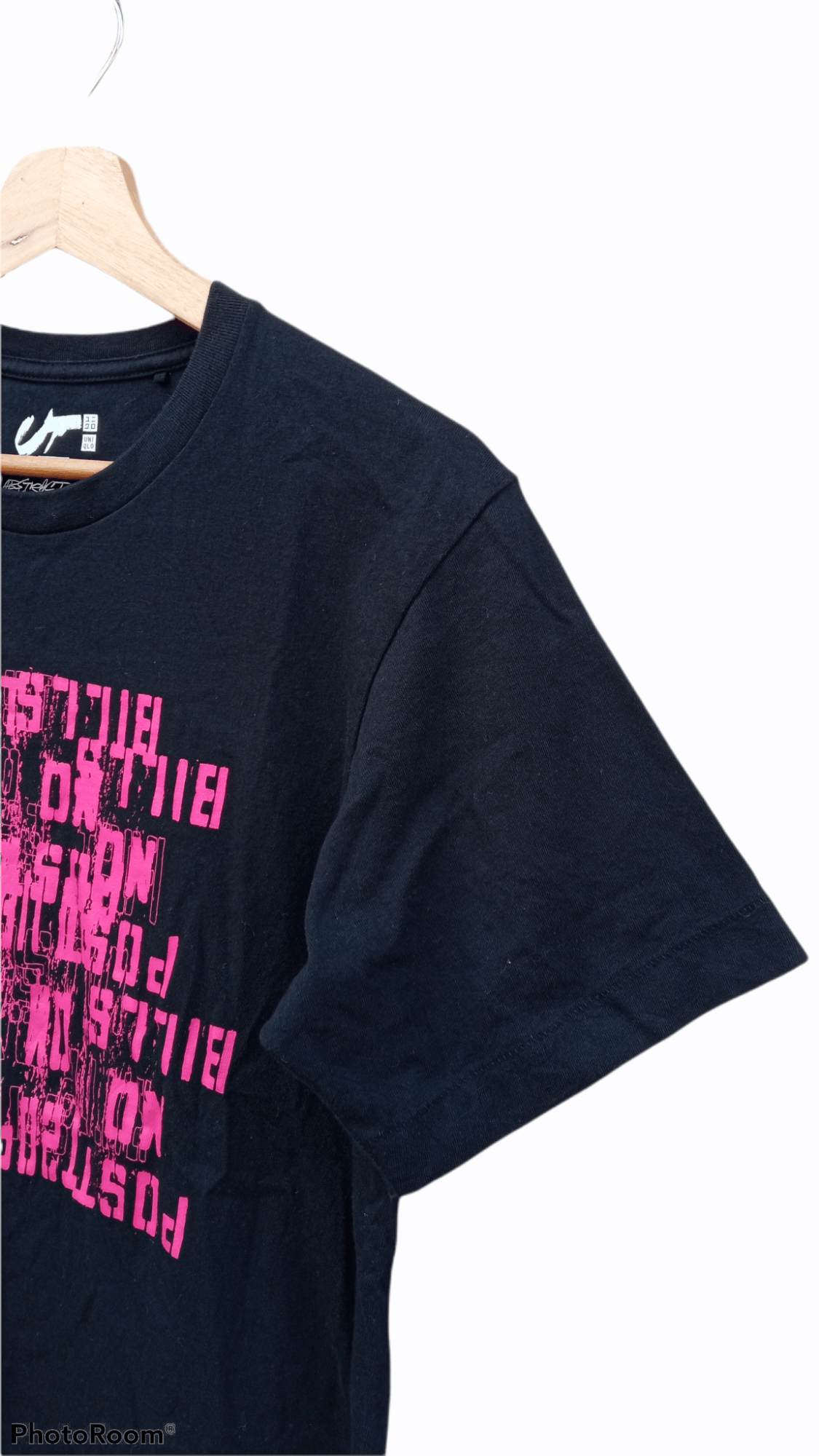 Futura × Japanese Brand × Uniqlo 🔥🔥UT x Futura Abstract Printed T-Shirt Size US S / EU 44-46 / 1 - 6 Thumbnail
