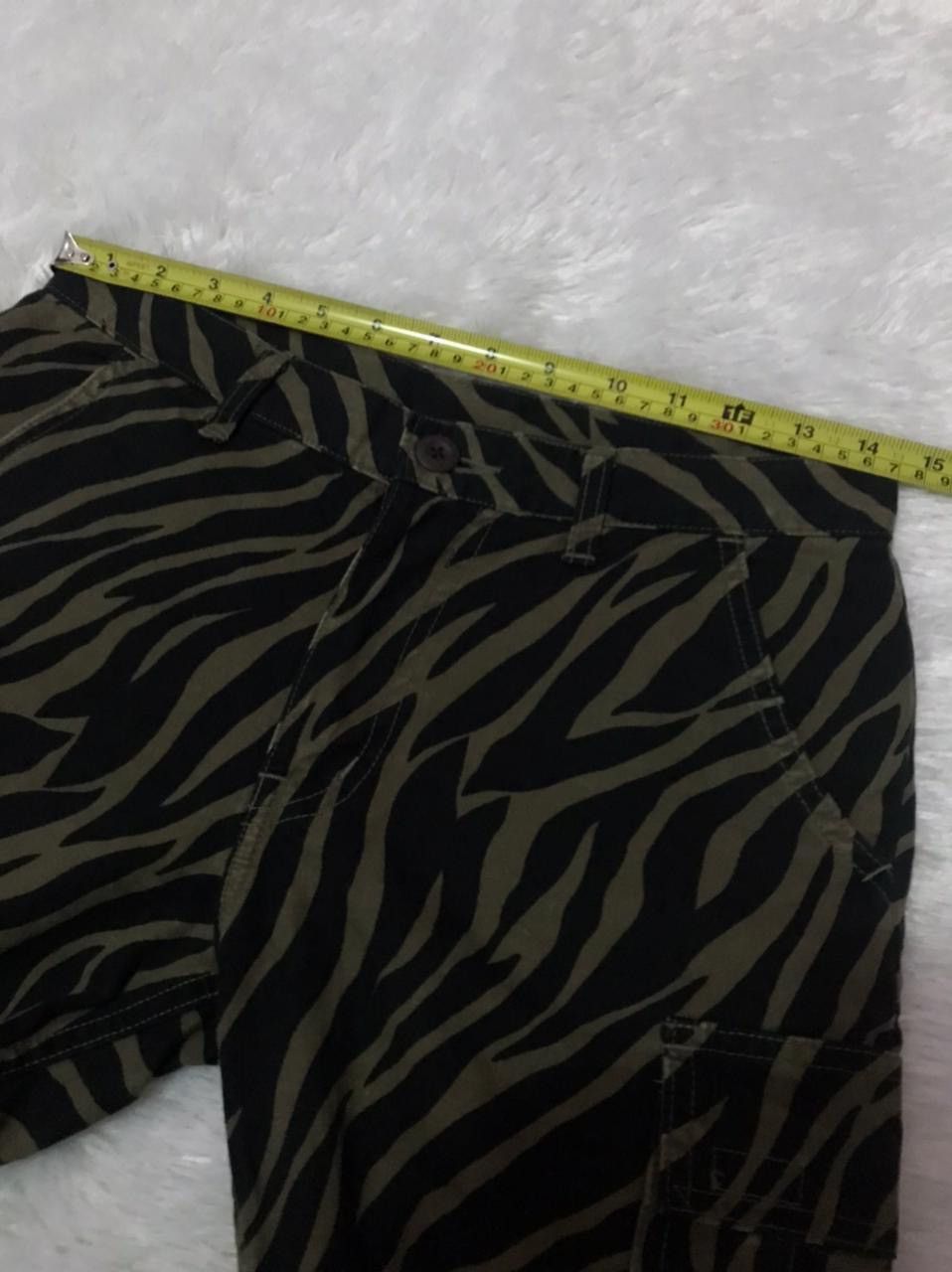 Hysteric Glamour Hysteric glamour zebra camo print cargo pants Size US 29 - 11 Thumbnail