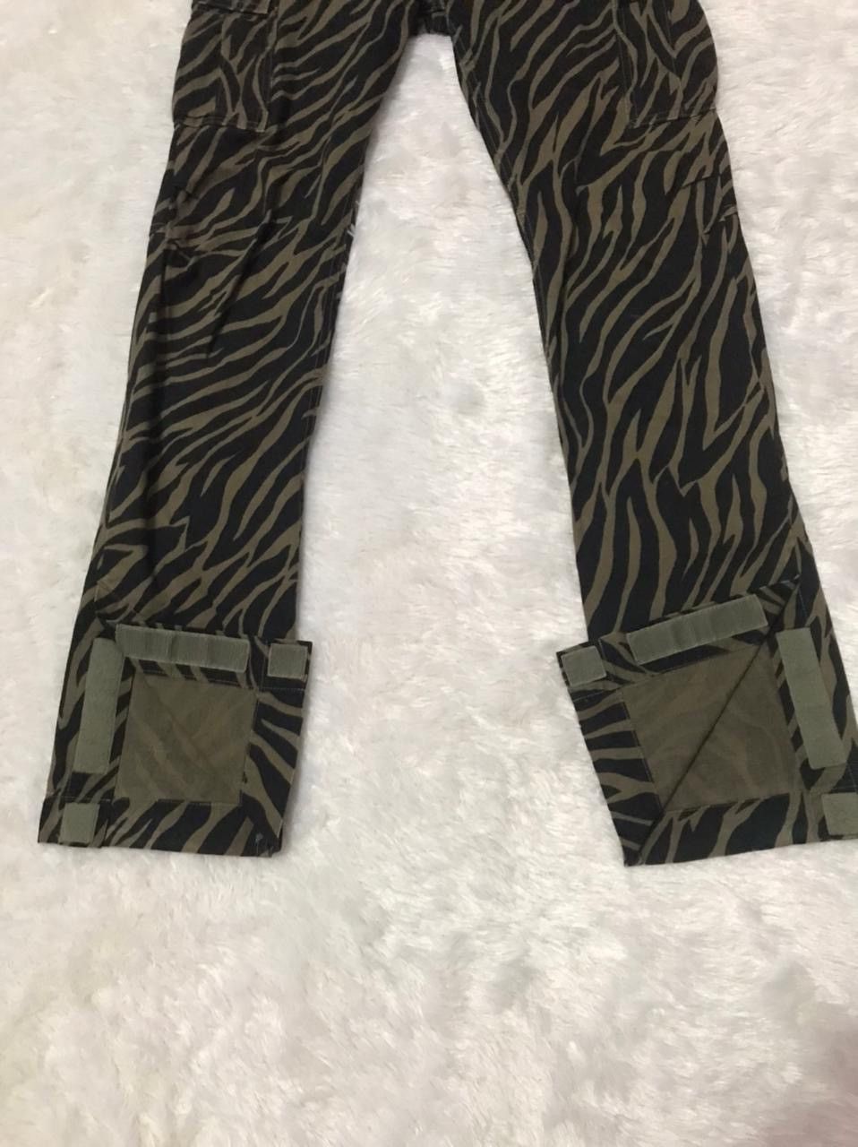 Hysteric Glamour Hysteric glamour zebra camo print cargo pants Size US 29 - 3 Thumbnail