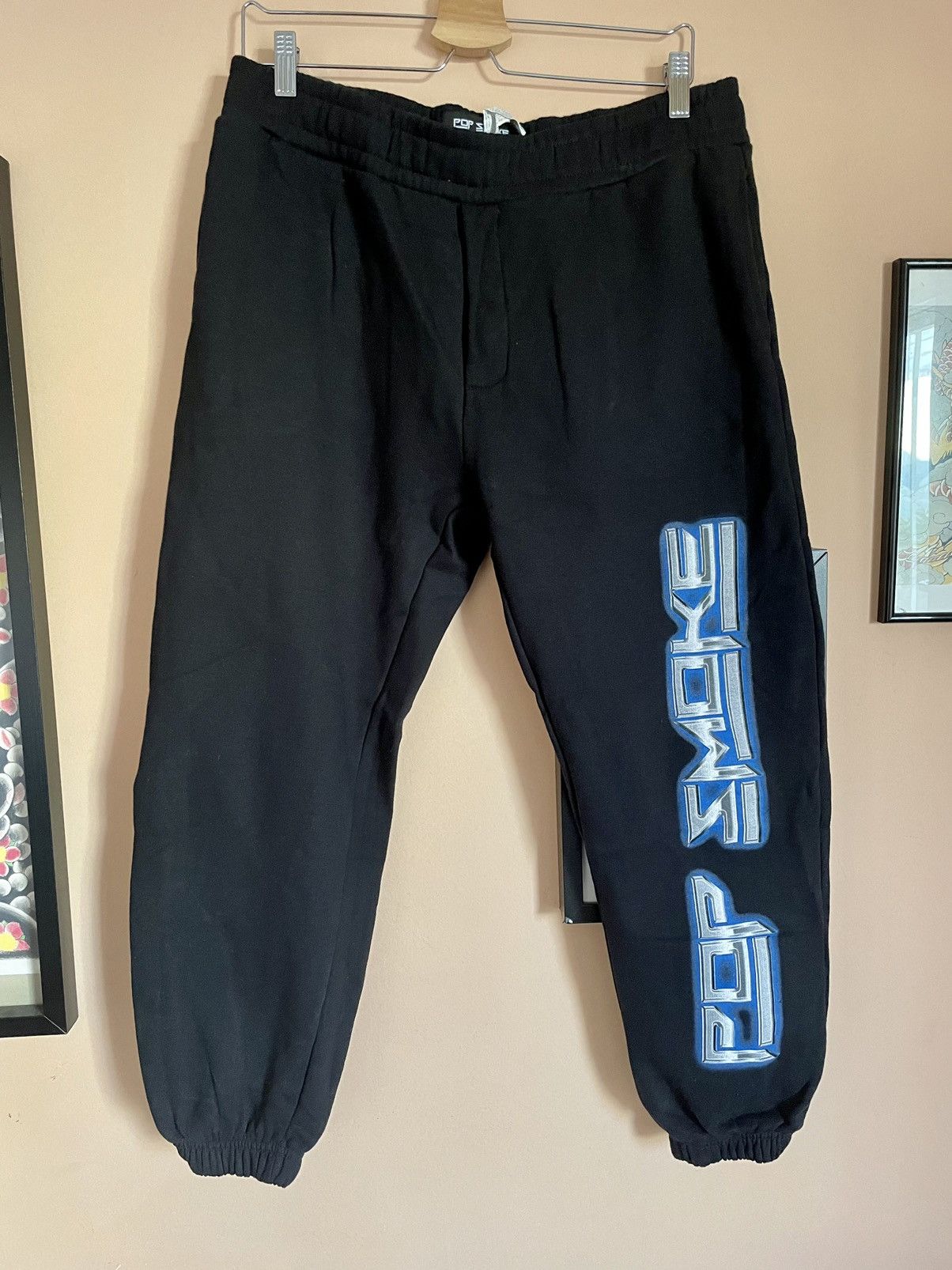 Pull & Bear Pull & Bear X Pop Smoke chrome logo sweatpants Size US 34 / EU 50 - 1 Thumbnail