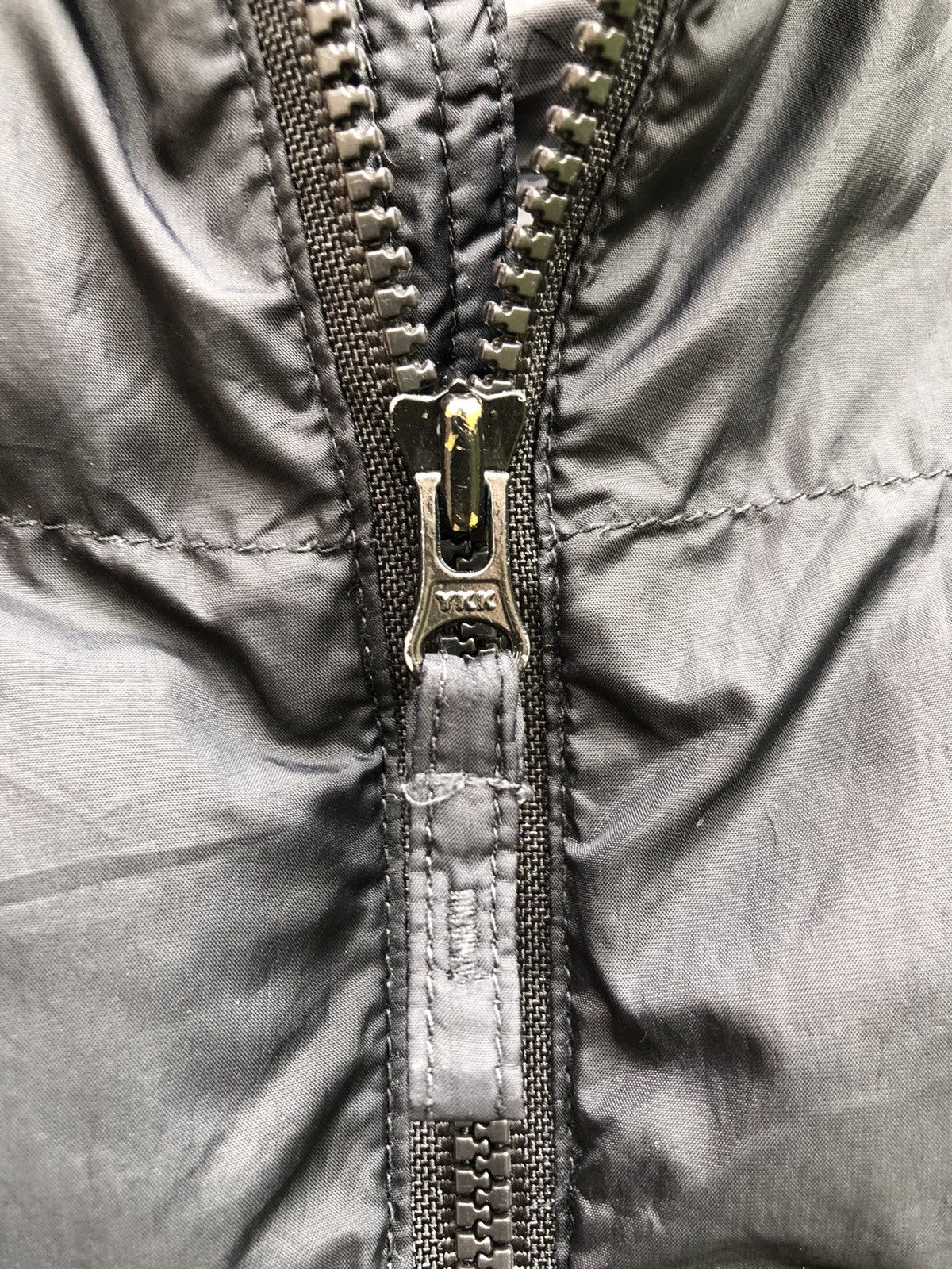 Uniqlo Uniqlo Puffer Zipper Jacket for Kid Size US XS / EU 42 / 0 - 7 Thumbnail