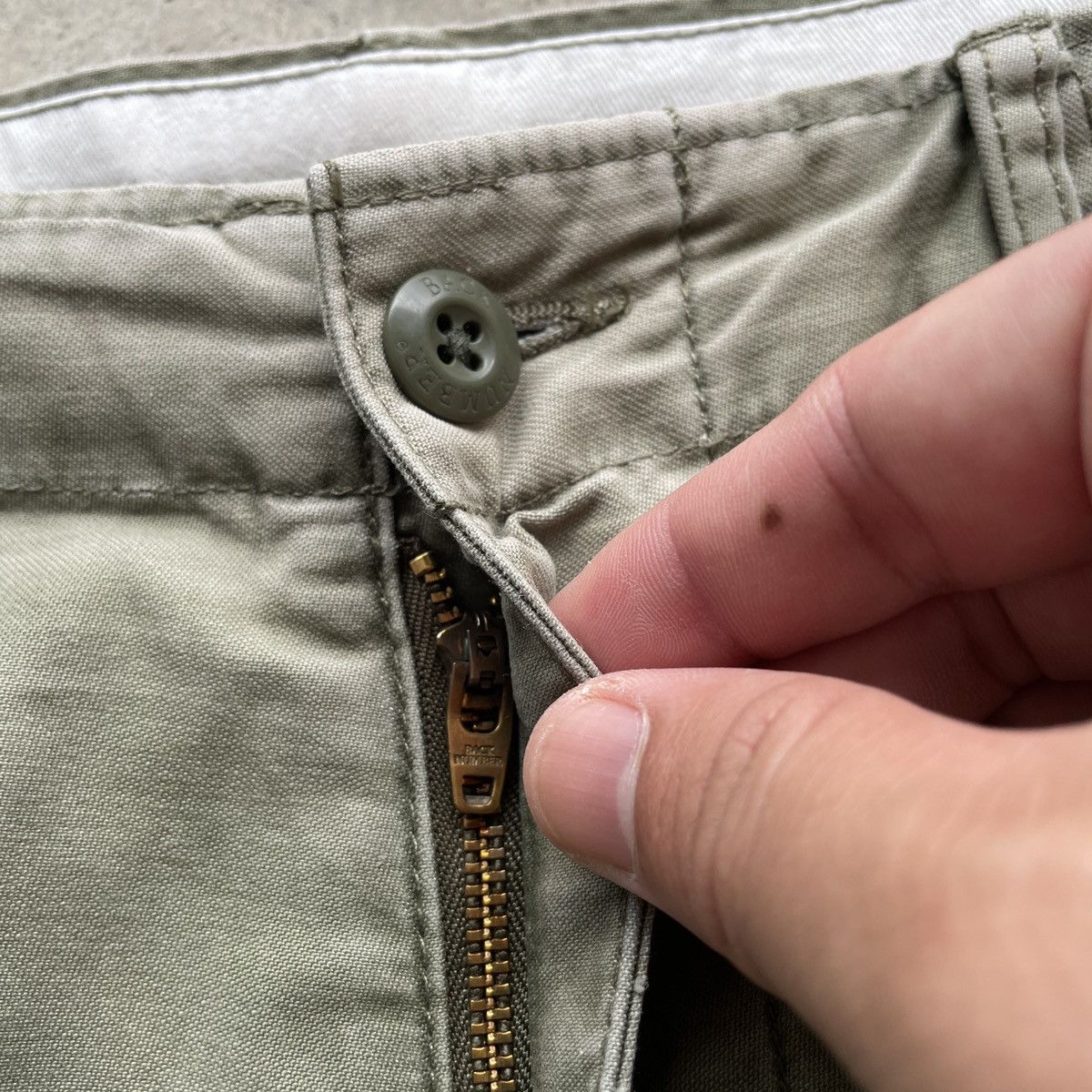 Japanese Brand Back Numbers Faded Green BONDAGE/PARACHUTE Cargo Pants Size US 33 - 7 Thumbnail