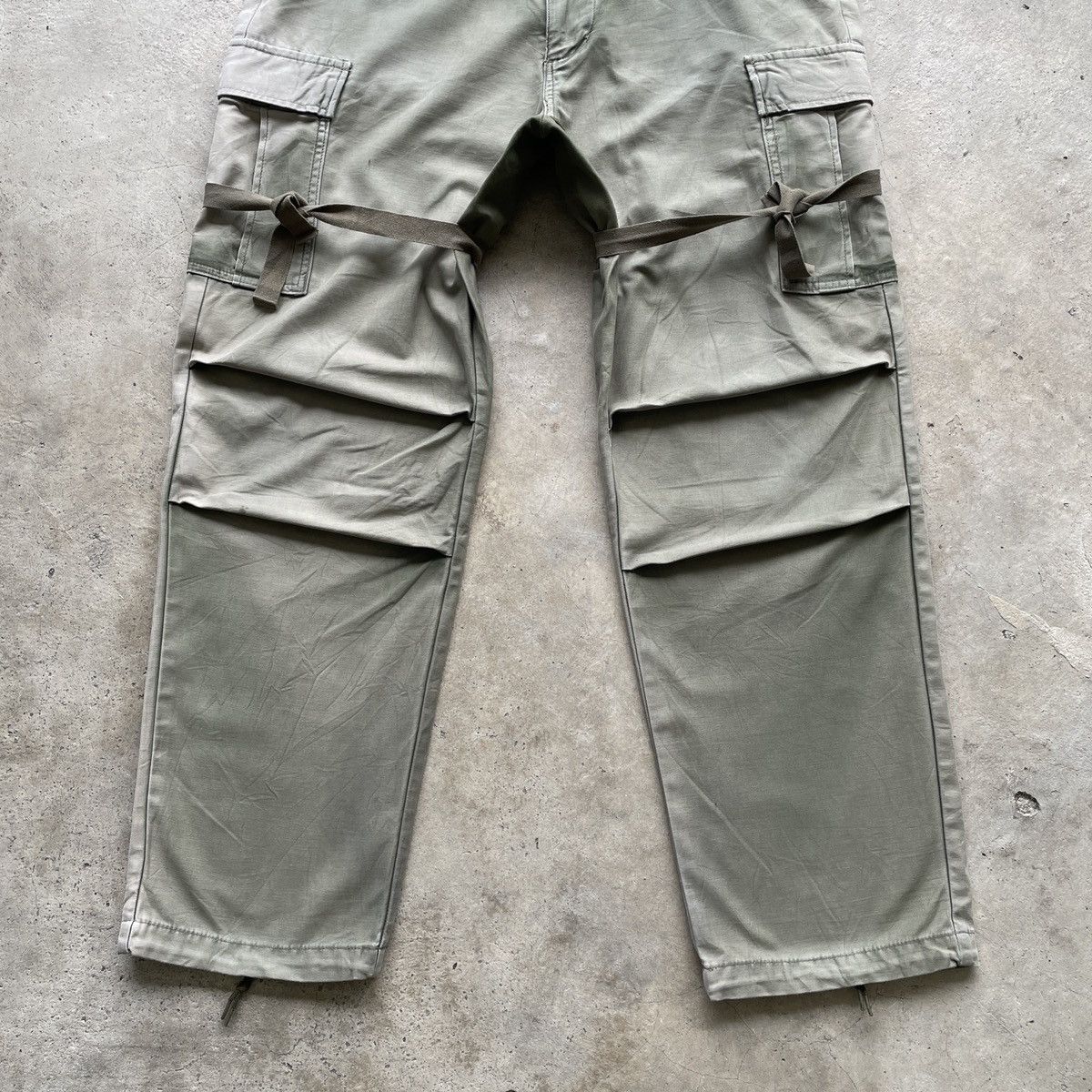 Japanese Brand Back Numbers Faded Green BONDAGE/PARACHUTE Cargo Pants Size US 33 - 4 Thumbnail