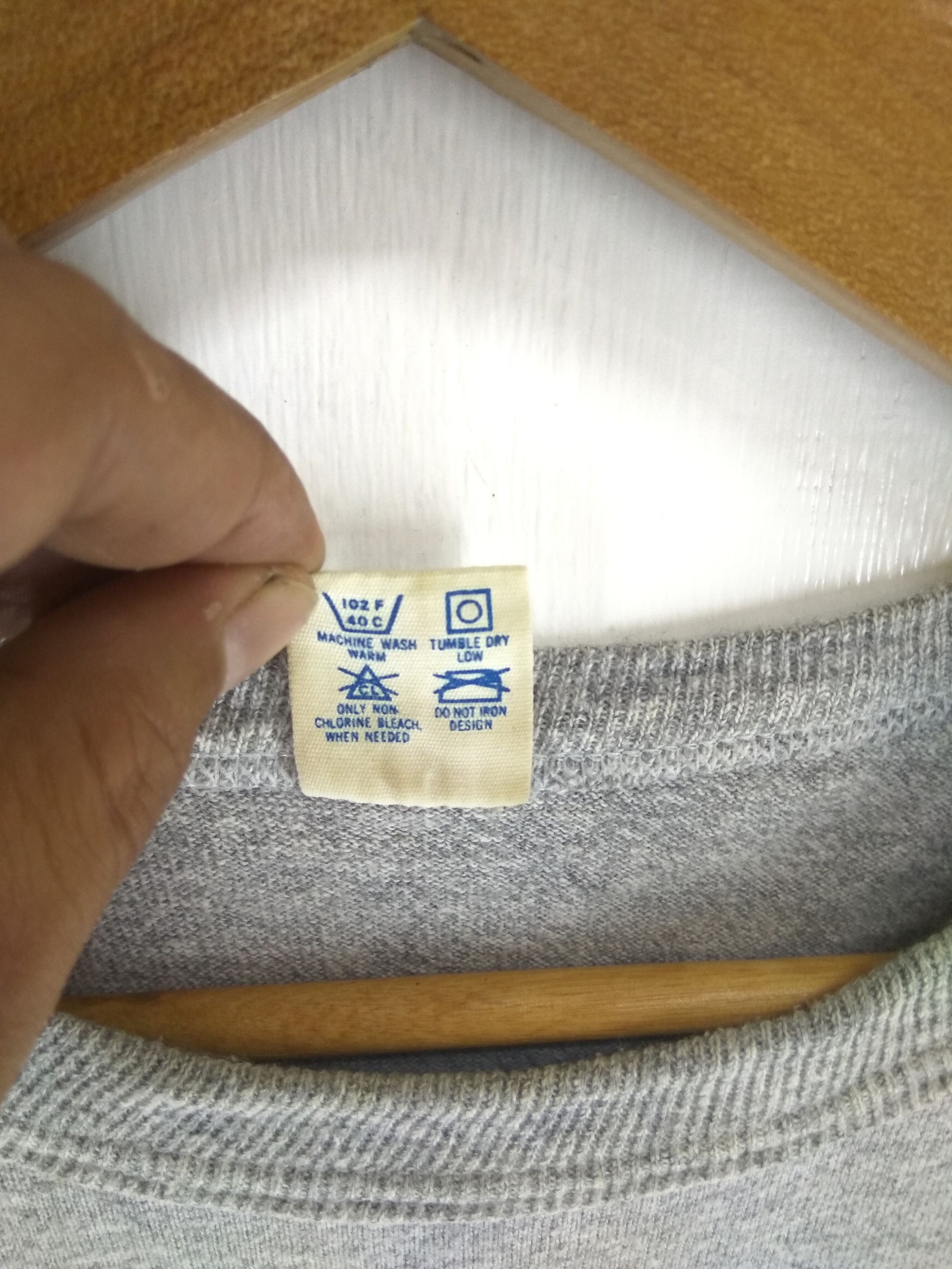 Champion × Vintage Vintage 80s Vintage Champion NOTRE DAME t shirt rayon Size US L / EU 52-54 / 3 - 4 Thumbnail