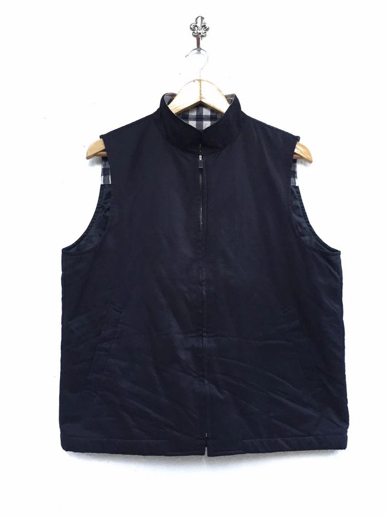Burberry BURBERRY VESTS Size US M / EU 48-50 / 2 - 3 Thumbnail