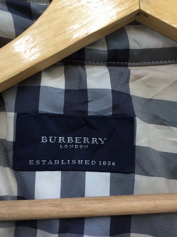 Burberry BURBERRY VESTS Size US M / EU 48-50 / 2 - 5 Thumbnail