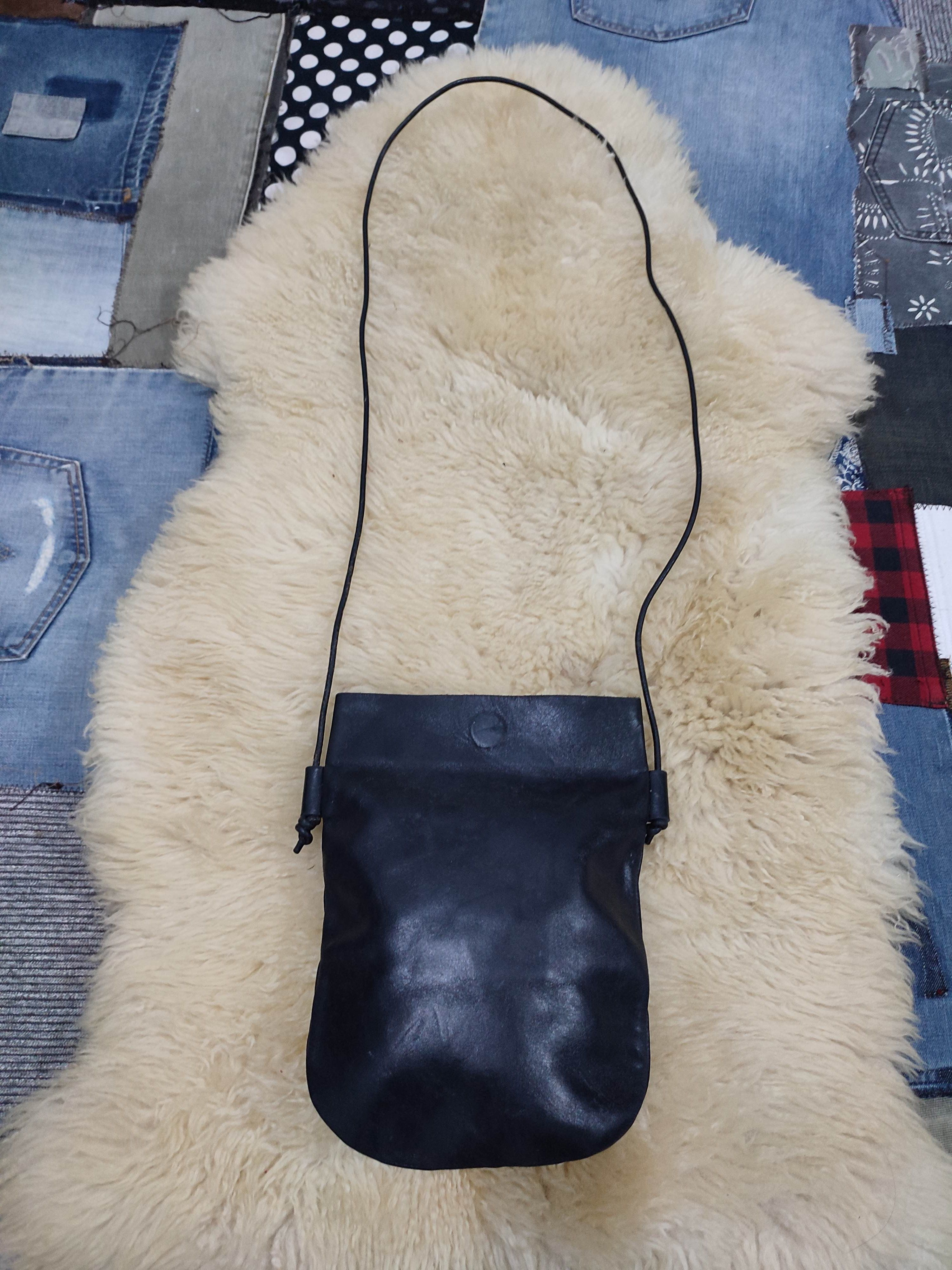 Leather 🔥Black Leather Cross body Bag simple minimalist Size ONE SIZE - 5 Thumbnail