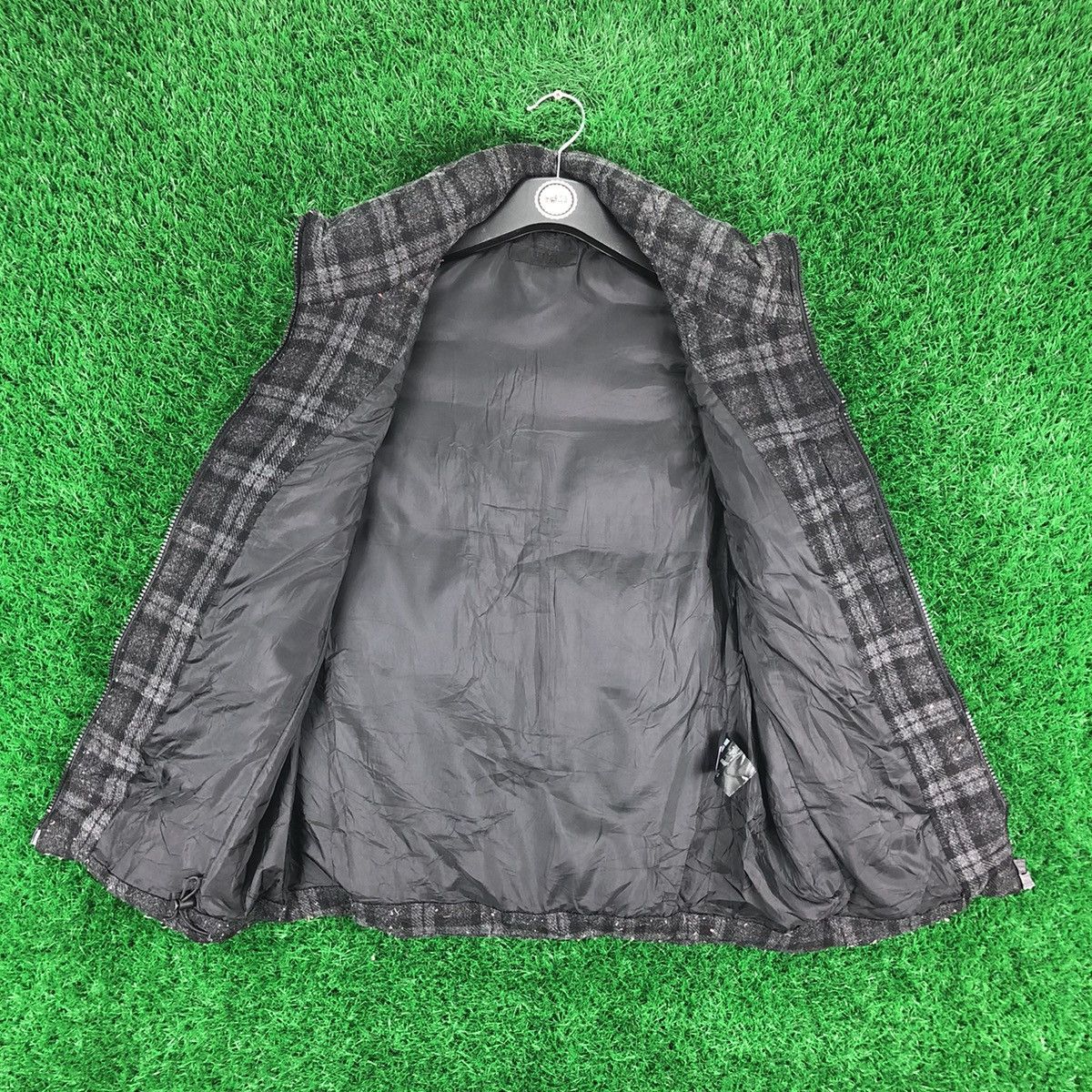 Uniqlo Uniqlo Puffer Vest Wool Tartan Check Zipper Size US S / EU 44-46 / 1 - 7 Thumbnail