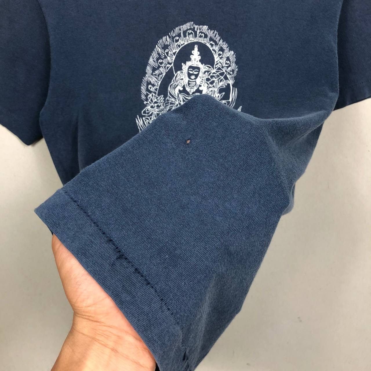 Stussy 90s Thrashed Stussy Buddha USA Sun Faded Tshirt ERD Grunge Size US S / EU 44-46 / 1 - 5 Thumbnail