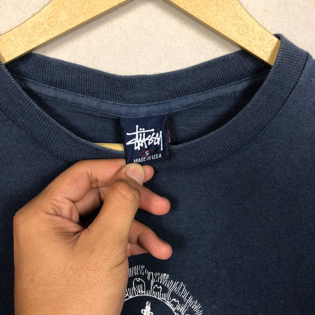 Stussy 90s Thrashed Stussy Buddha USA Sun Faded Tshirt ERD Grunge Size US S / EU 44-46 / 1 - 4 Thumbnail