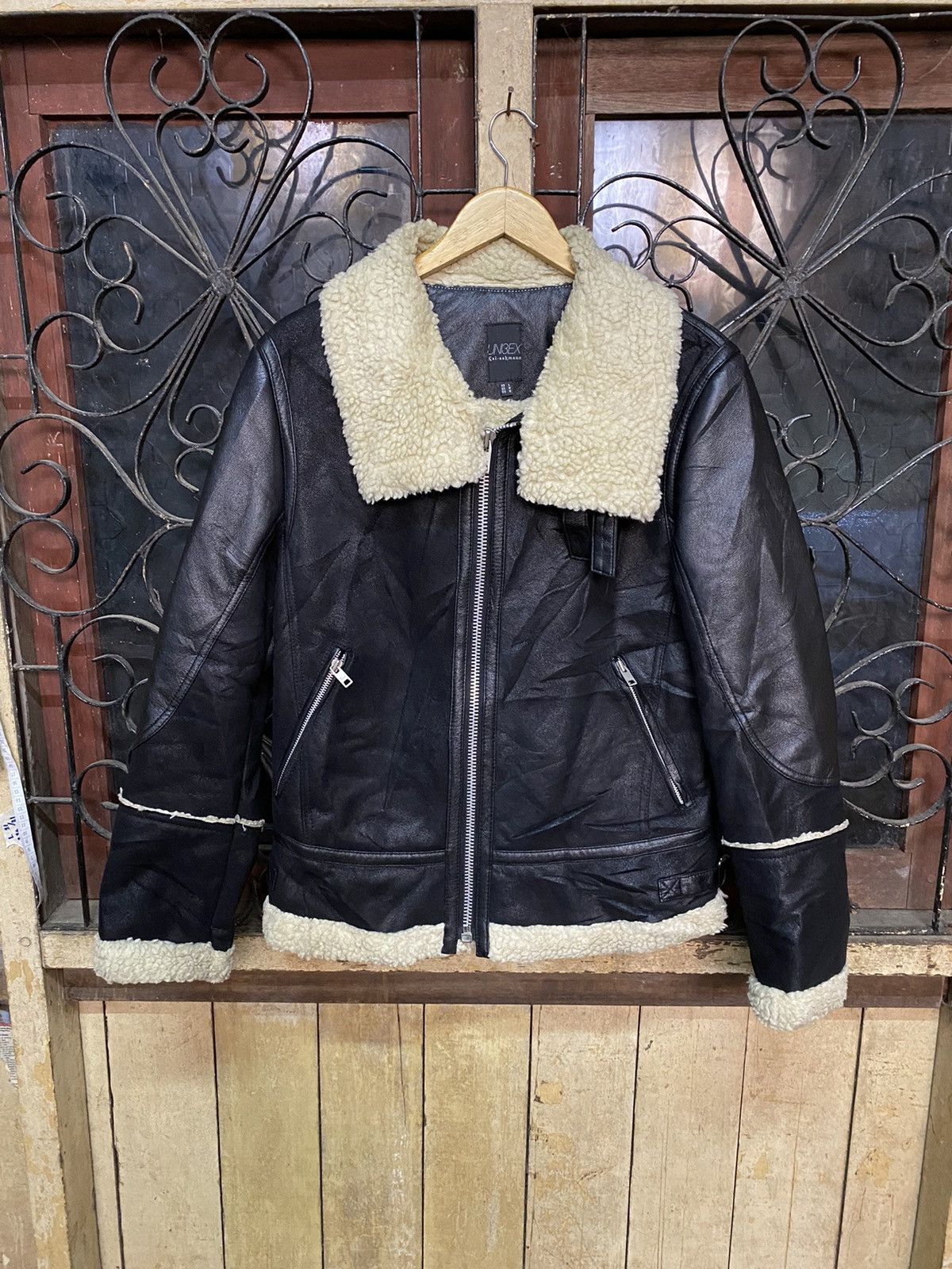 image of B 3 x Kai Aakmann Us Air Force Type B3 Jacket in Dark Brown, Men's (Size Medium)
